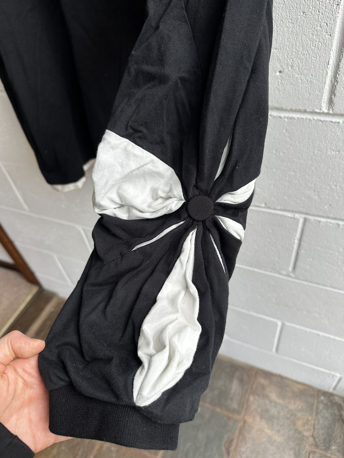 Kusikohc Kusikohc Black Origami Long Hoodie Size US L / EU 52-54 / 3 - 7 Thumbnail