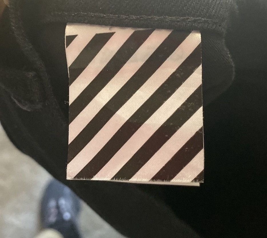 Off-White Off-white Virgil Abloh black cut off shorts Size US 34 / EU 50 - 3 Thumbnail