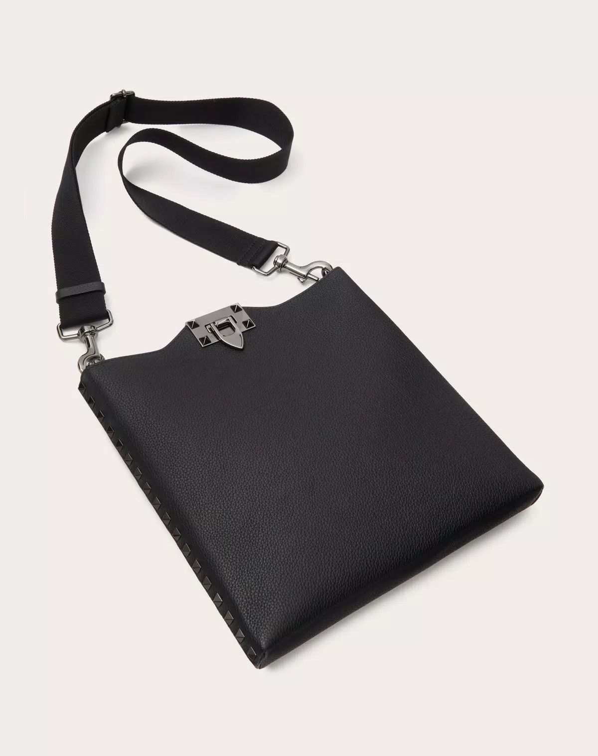 Valentino oc11z0725 Size: OS/ Grainy Calfskin Crossbody Bag in Black Size ONE SIZE - 5 Thumbnail