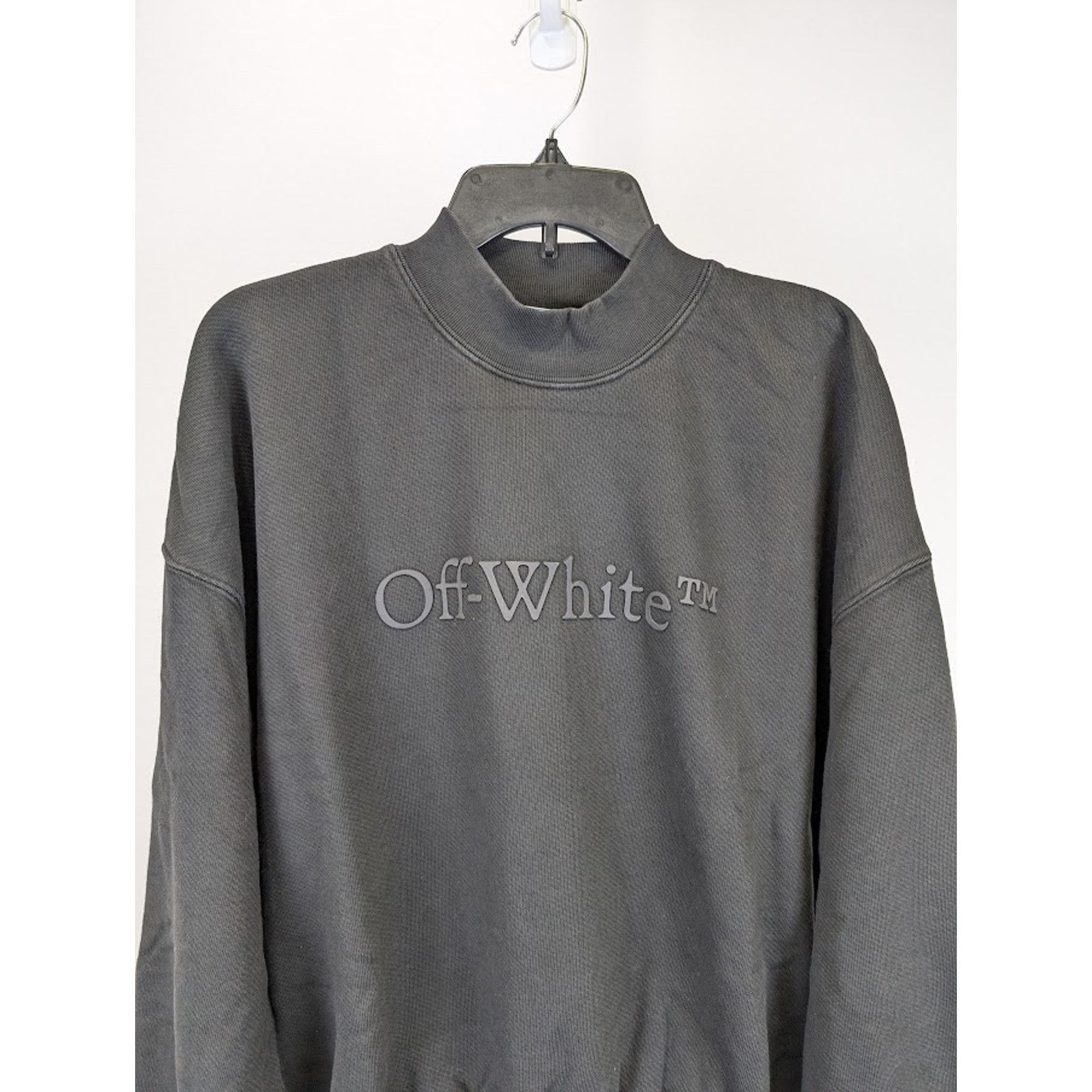 Off-White o1rshd1 Bookish Laund Boxy Crewneck in Black Size US L / EU 52-54 / 3 - 7 Thumbnail