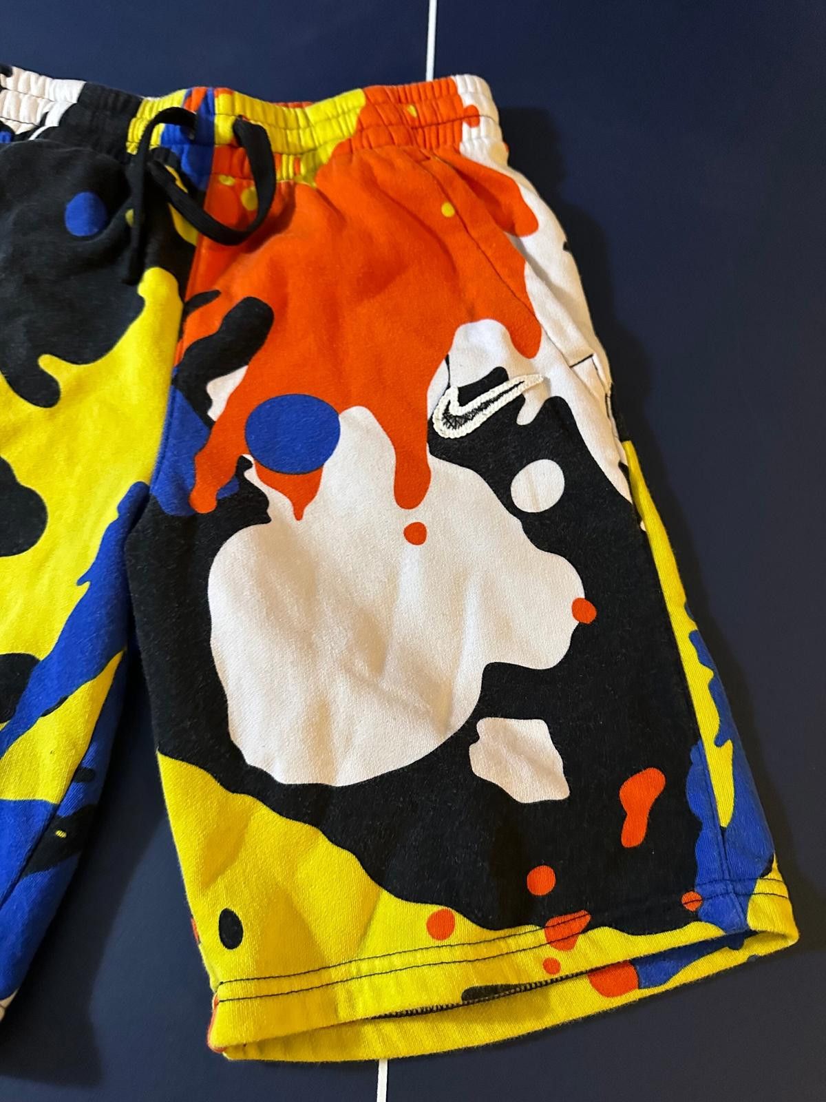 Nike Nike Men's Casual Shorts Colorful Paint Splatter Design Size US 32 / EU 48 - 2 Thumbnail