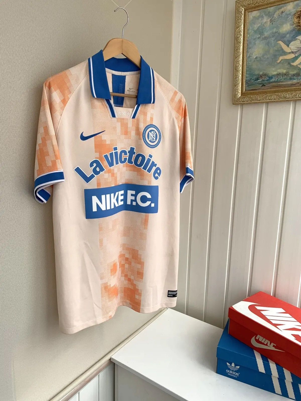 Nike VINTAGE RARE NIKE FC LA VICTOIRE JERSEY Size US XL / EU 56 / 4 - 1 Thumbnail