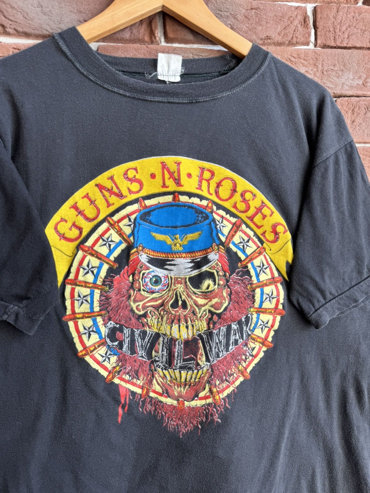 Band Tees Vintage 90s Guns N Roses Civil War Tour Rock Ban Shirt AXL Size US M / EU 48-50 / 2 - 2 Thumbnail