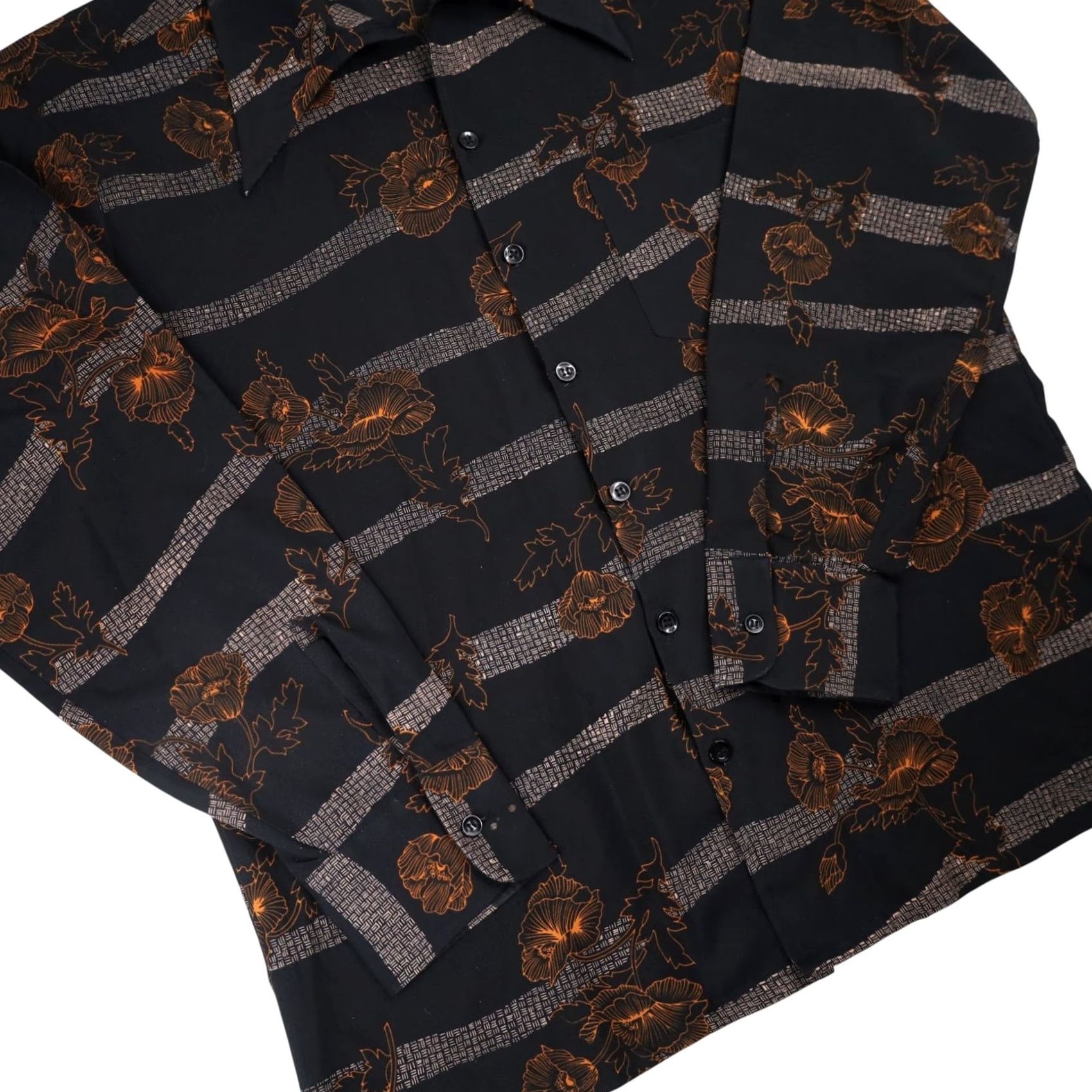 Vintage VINTAGE Studio One by Campus Floral Button Up Shirt Mens Large Black Long Sleeve Clothing Size US L / EU 52-54 / 3 - 3 Thumbnail