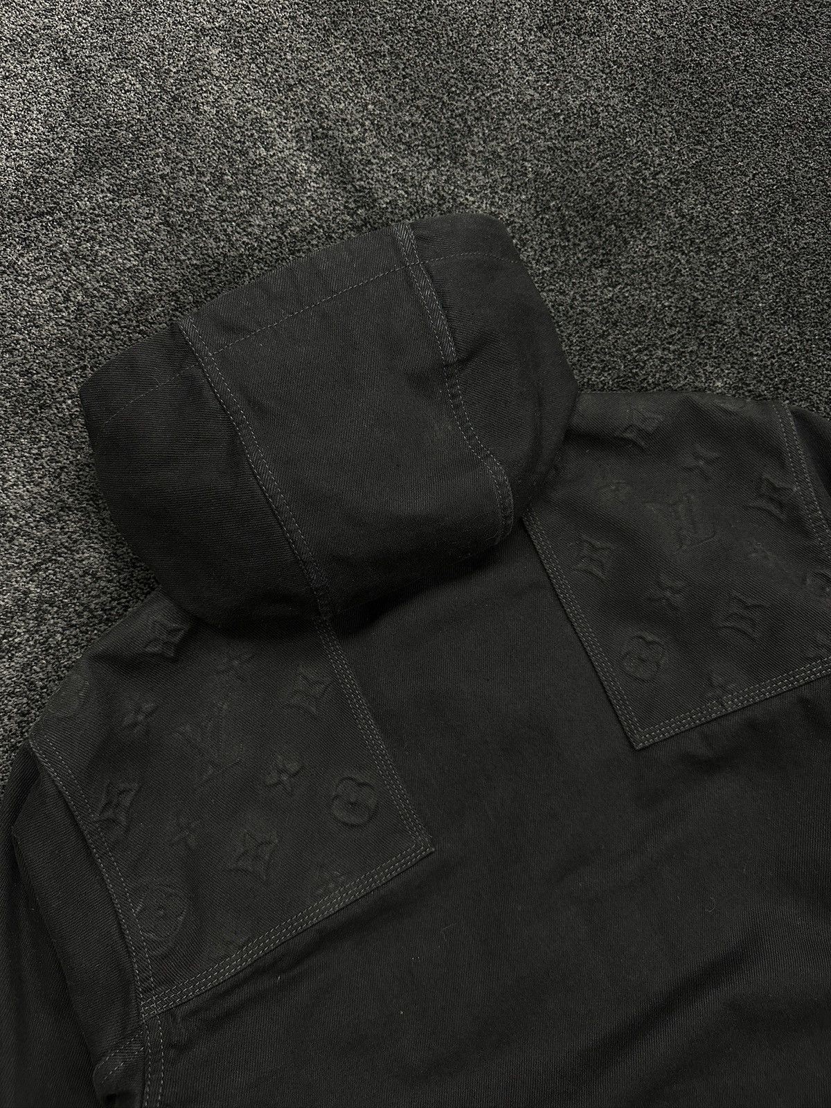 Louis Vuitton Louis Vuitton Denim Monogram Hooded Carpenter Jacket Black Size US S / EU 44-46 / 1 - 5 Thumbnail