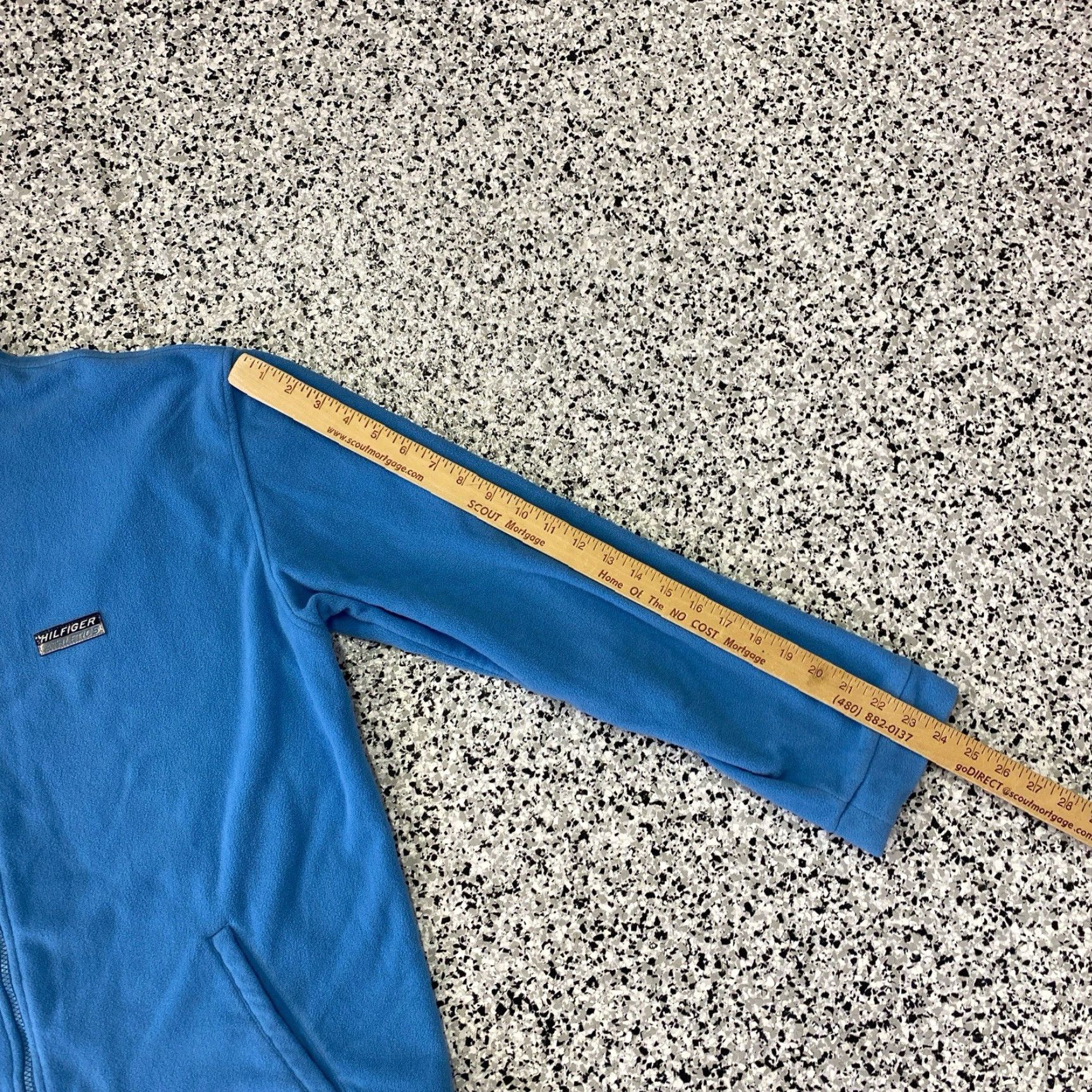 Tommy Hilfiger VINTAGE Tommy Hilfiger Blue Fleece Jacket Zip Logo Athletic XL Jacket Men Regular 90s USA Nautical Outdoor Inner Polyester Lining Pockets 1/4 Zip Size US XL / EU 56 / 4 - 5 Thumbnail