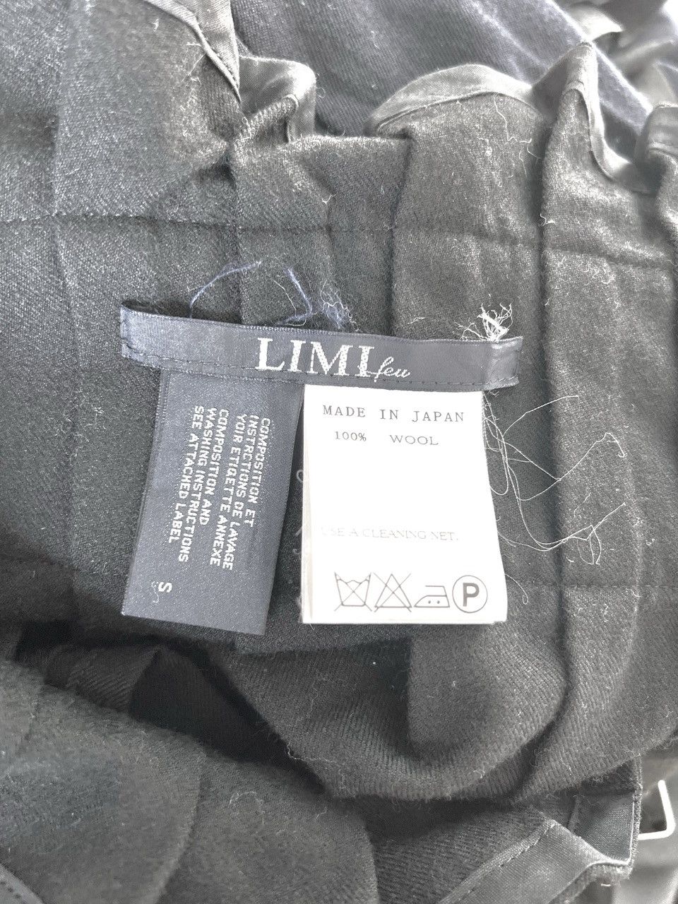 Yohji Yamamoto LIMI feu Yohji Yamamoto Wool Pleated Asymmetric Wrap Skirt Size 30" / US 8 / IT 44 - 4 Thumbnail