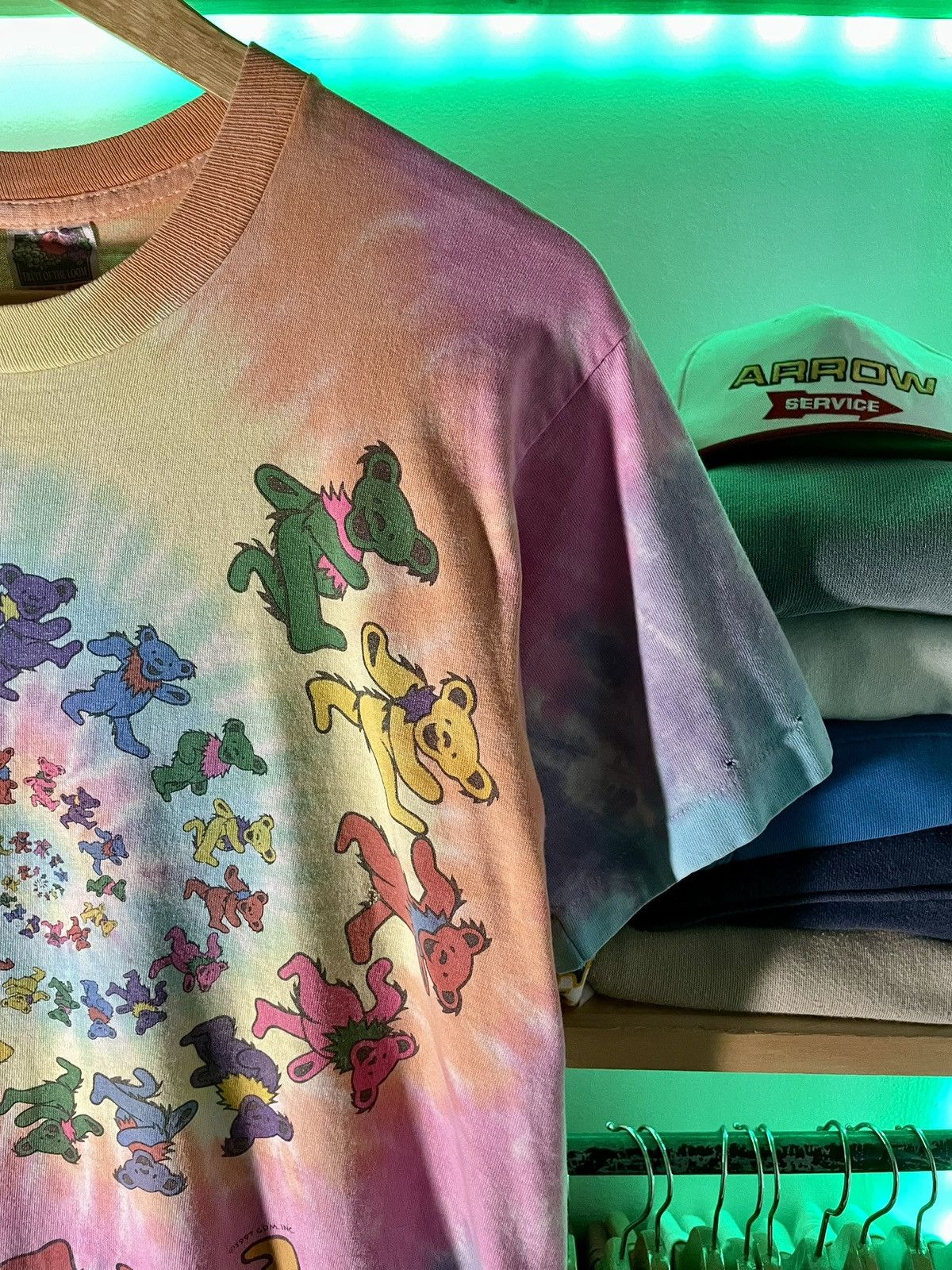 Band Tees 1997 vtg Grateful Dead Spiral Dancing Bears tee Size US S / EU 44-46 / 1 - 8 Thumbnail