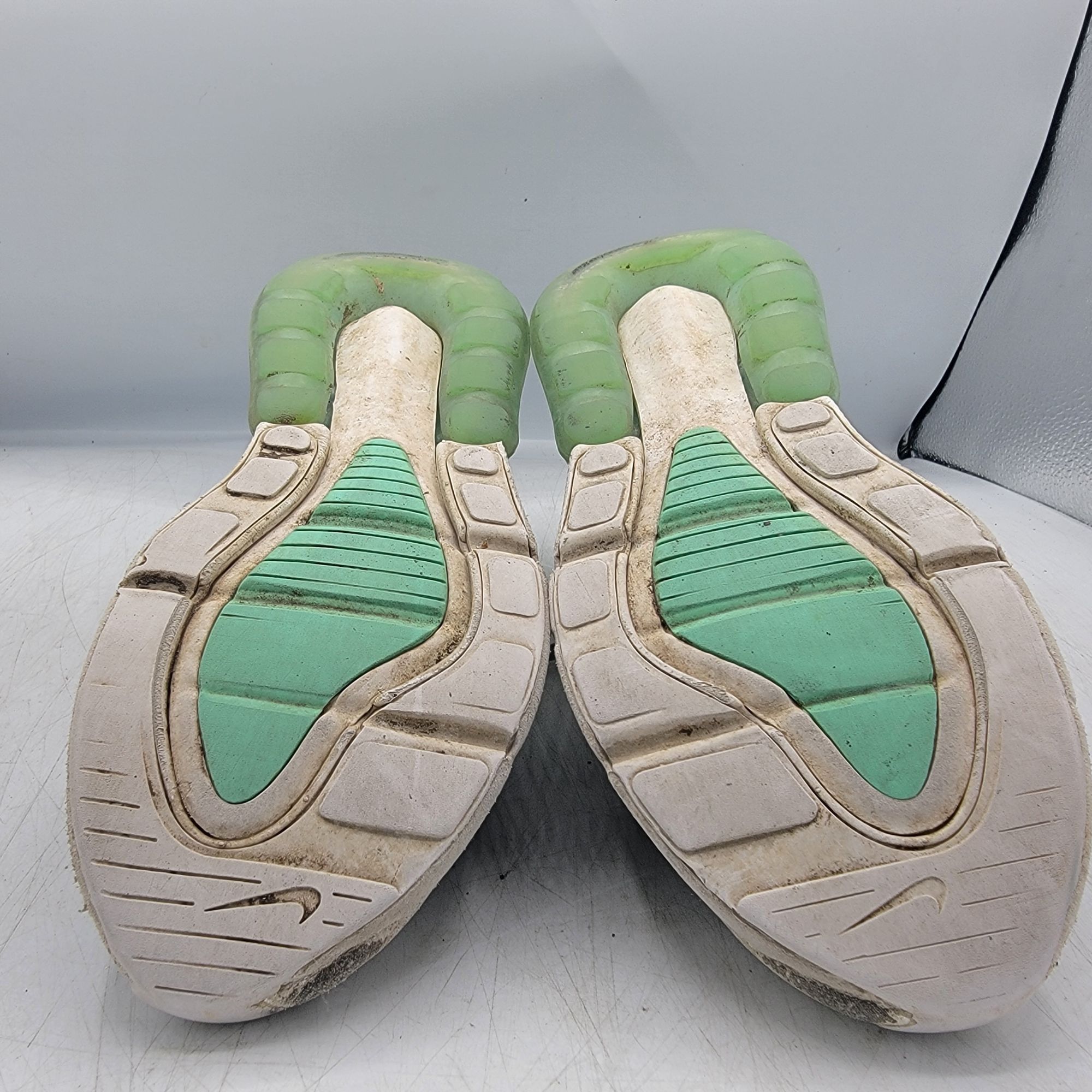 Nike Nike Air Max 270 GS Womens 5.5 Summit White Emerald Rise Sho Size US 5.5 / IT 35.5 - 11 Thumbnail