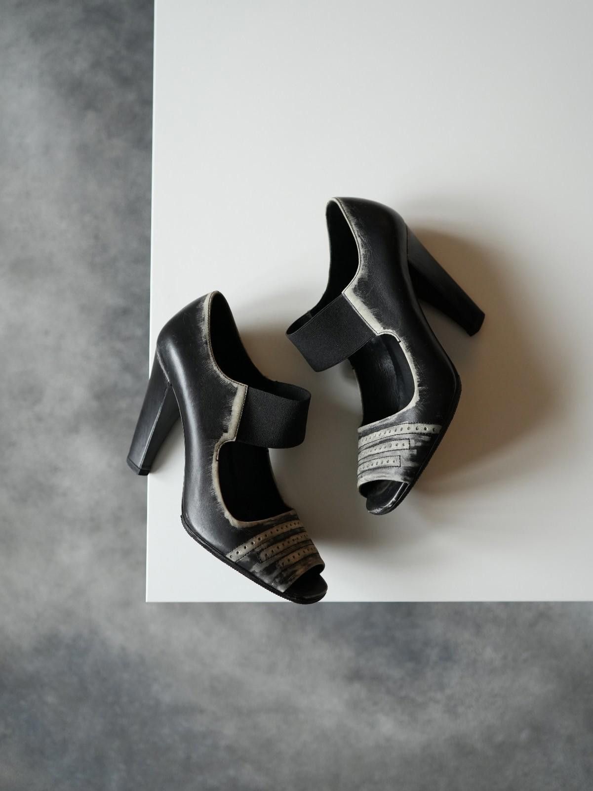 Prada FW 2007 Prada Distressed Leather Strap Open Toe Heel Pumps Size US 4 / IT 34 - 6 Thumbnail