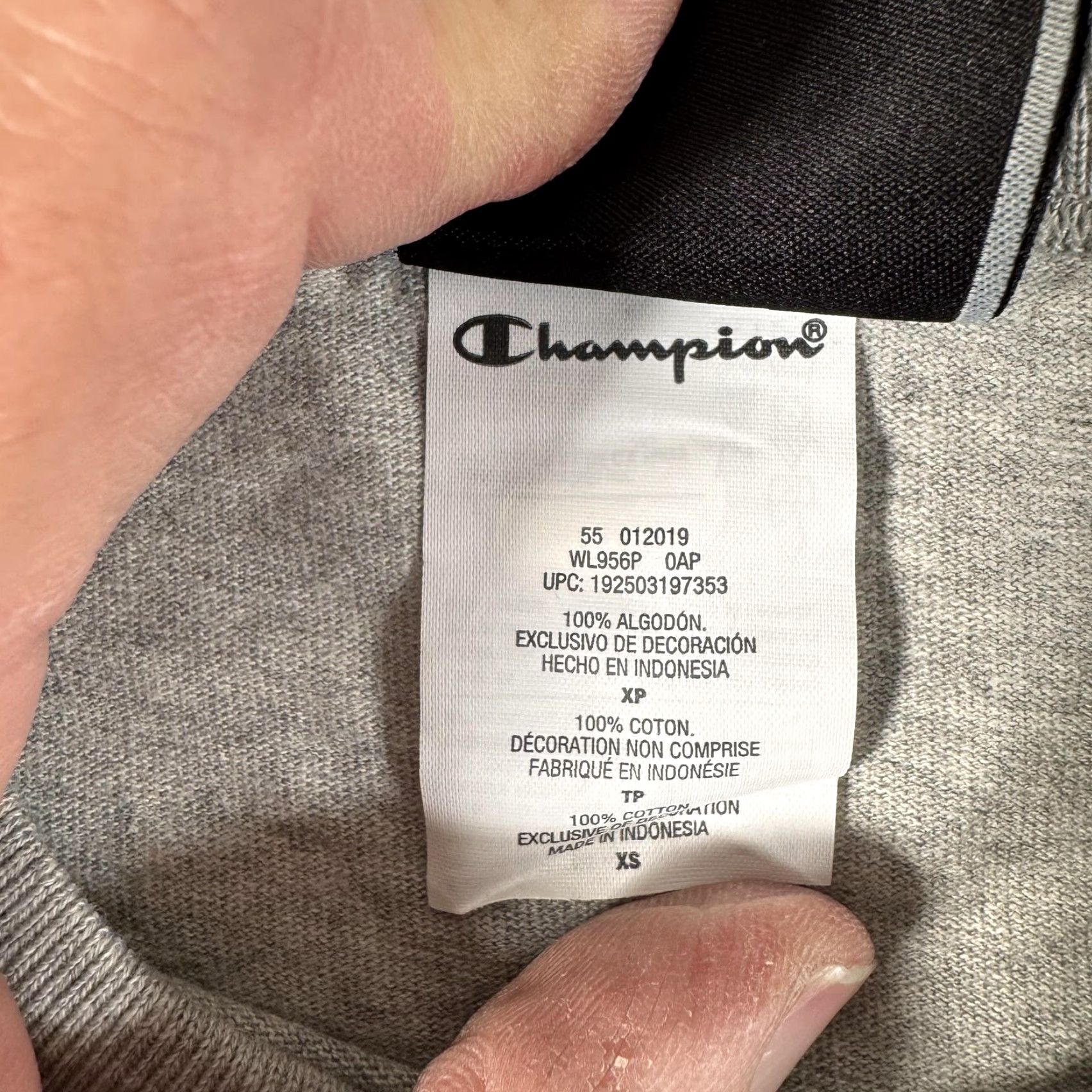 Champion Champion Shirt Womens XS Gray All Over Logo Cropped Crewneck Tee 100% Cotton Size XS / US 0-2 / IT 36-38 - 7 Thumbnail