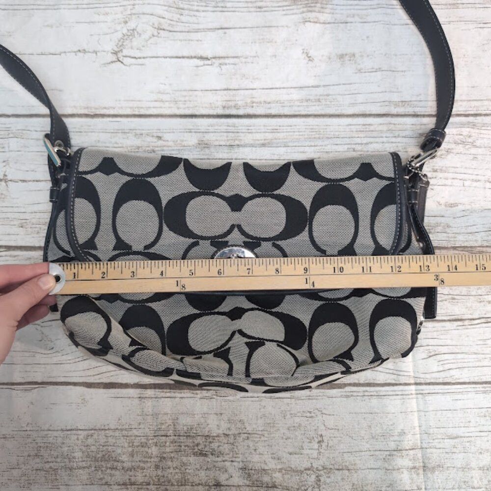 Coach Vintage Coach Purse Canvas and Leather Black and Cream Size ONE SIZE - 3 Thumbnail