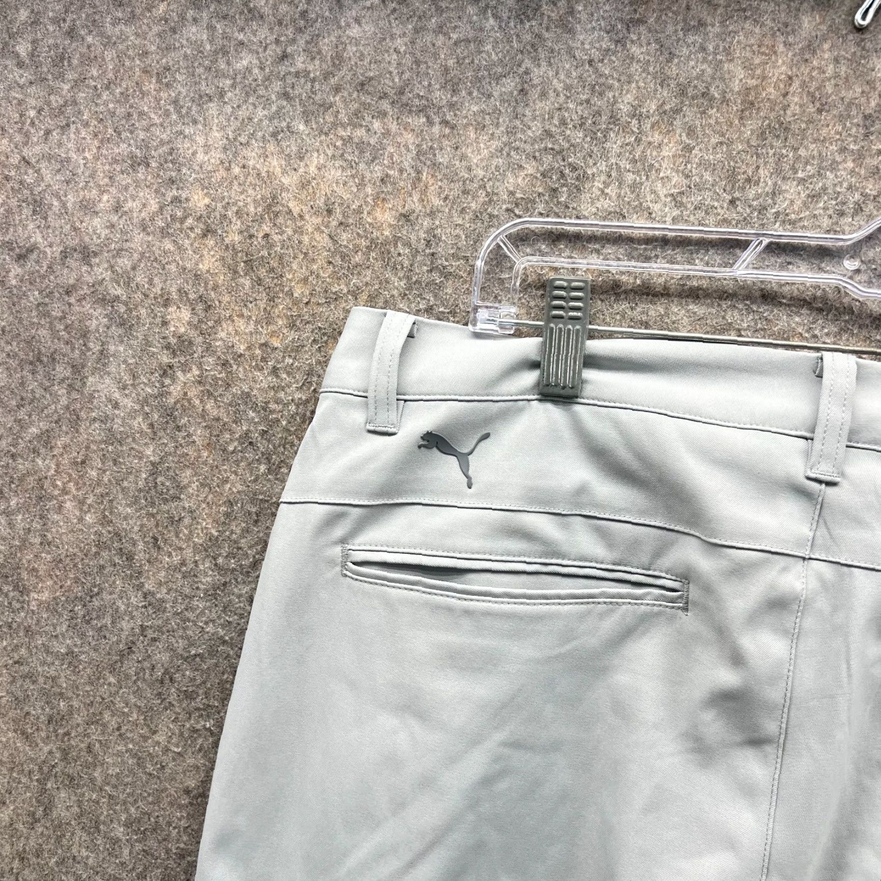 Puma VINTAGE Puma Pants Men 33x32 Gray Chino Pleated Knit Trousers Straight 33in Waist Adults Mens GlobaL Size US 33 - 4 Thumbnail