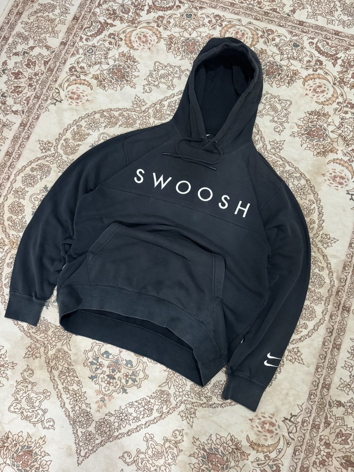 Nike × Vintage Rare Nike Swoosh Big Spellout Hoodie Size US L / EU 52-54 / 3 - 2 Thumbnail