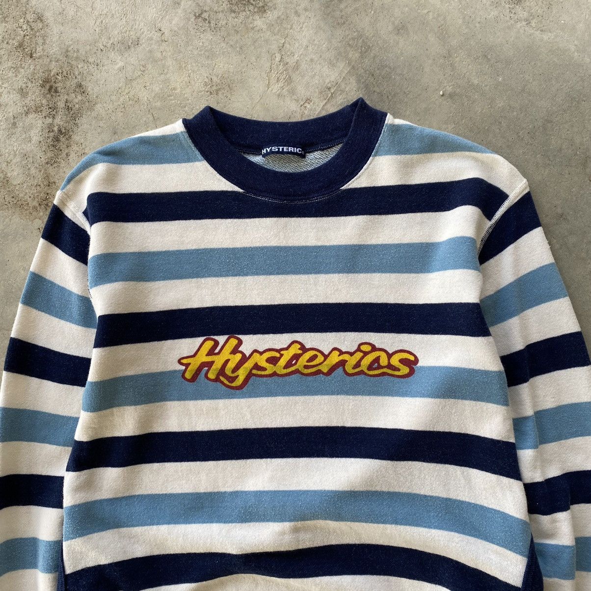 Hysteric Glamour HYSTERIC GLAMOUR Spellout Design Stripe Sweatshirt Size US S / EU 44-46 / 1 - 2 Thumbnail