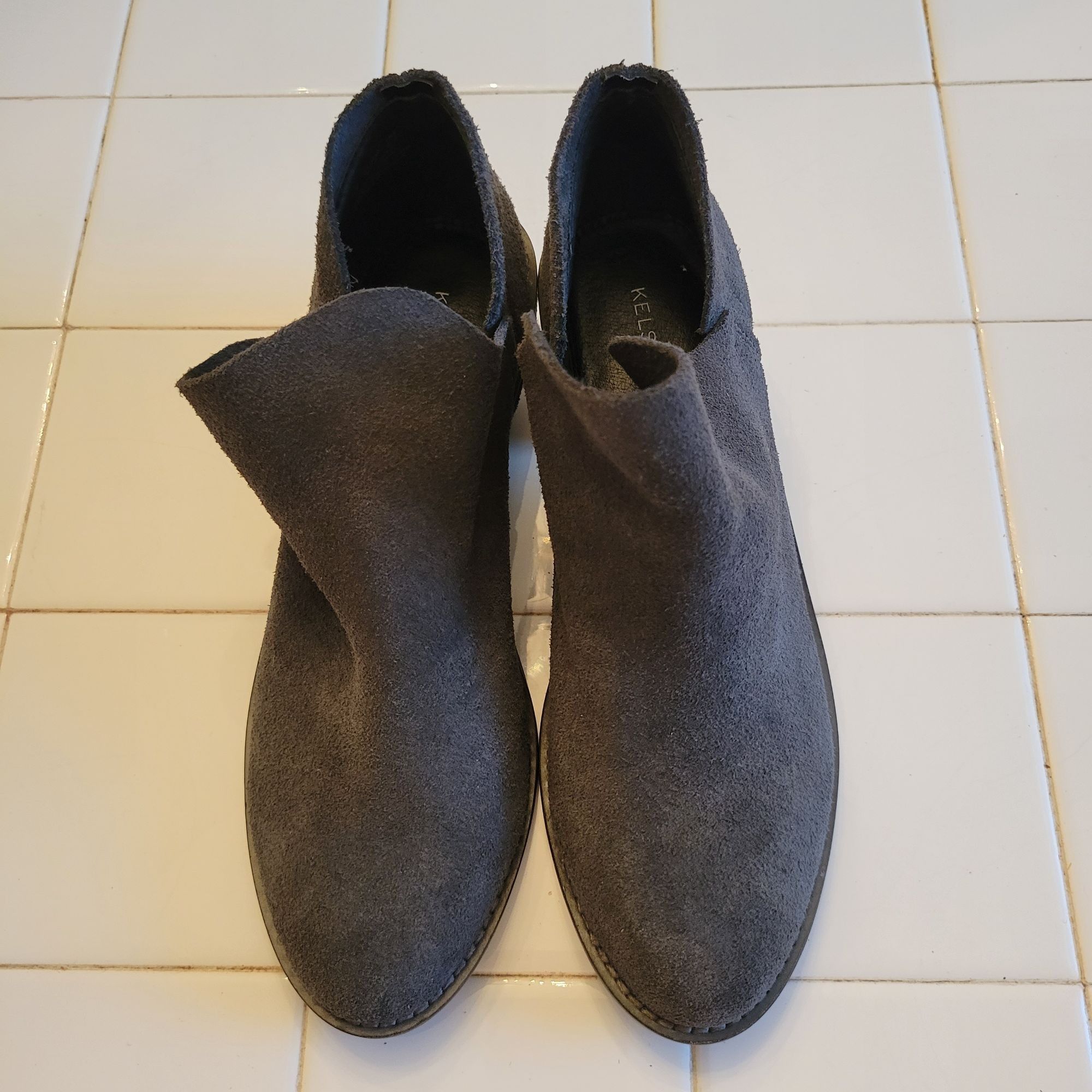 Vintage Kelsi Dagger Brooklyn Gray Suede Ankle Boots 7 KENMARE Size US 7 / IT 37 - 2 Thumbnail