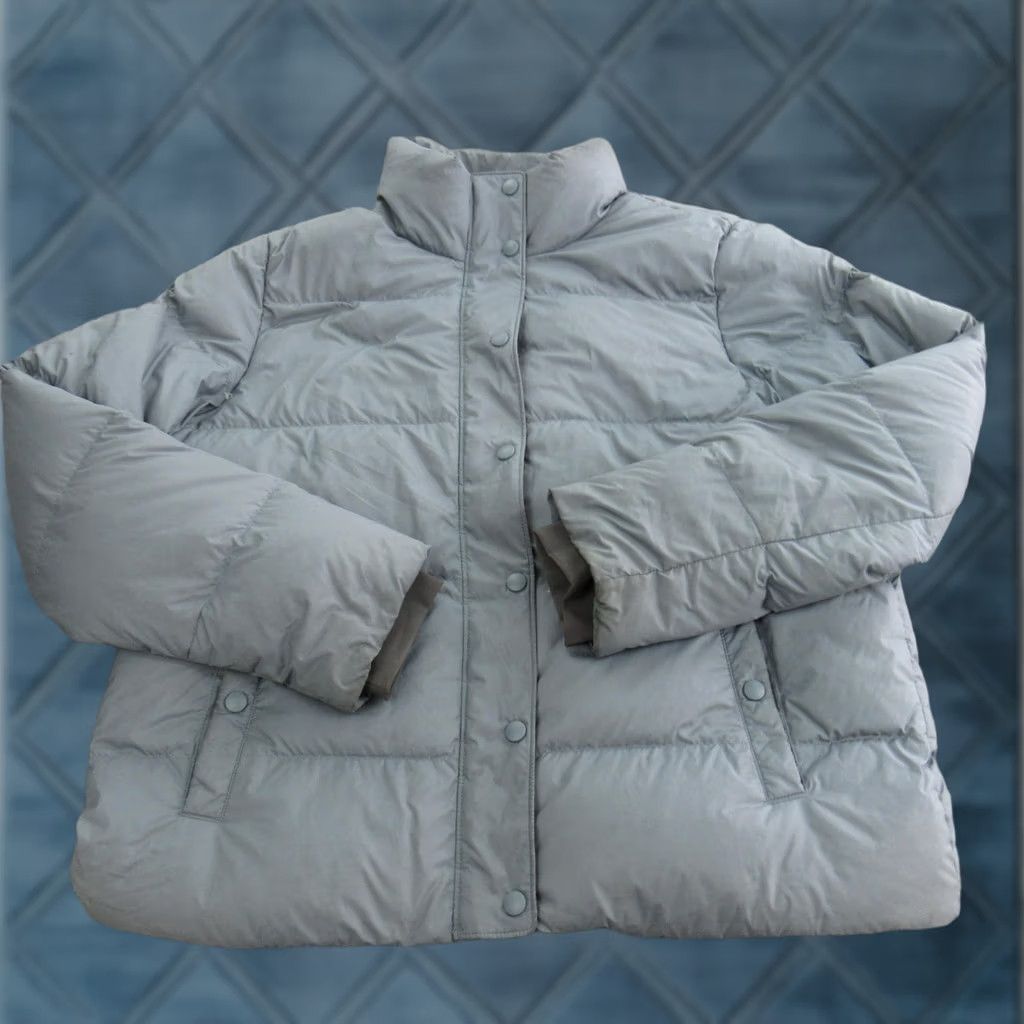Patagonia Patagonia Jacket Womens XL Gray Down Puffer Quilted Full Zip Pockets Warm Size XL / US 12-14 / IT 48-50 - 1 Thumbnail