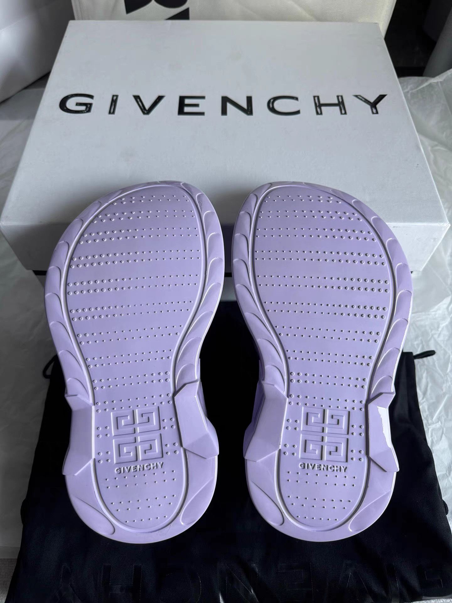 Givenchy Givenchy Marshmallow Shark Wedge Open-Toe Slides K6 Size US 5 / IT 35 - 8 Thumbnail