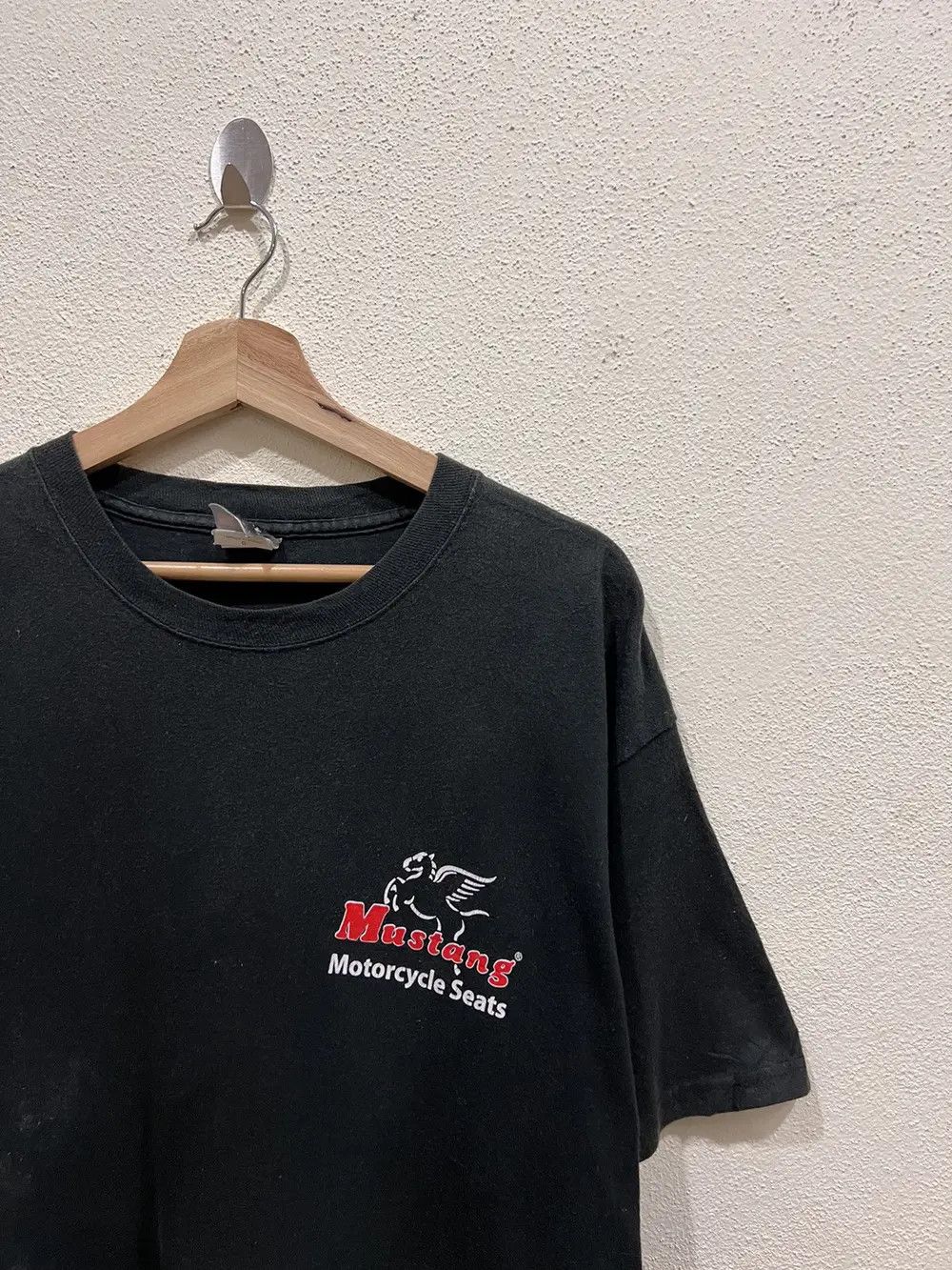 Mustang Vintage Mustang Motorcycles Tshirt Size US XL / EU 56 / 4 - 4 Thumbnail