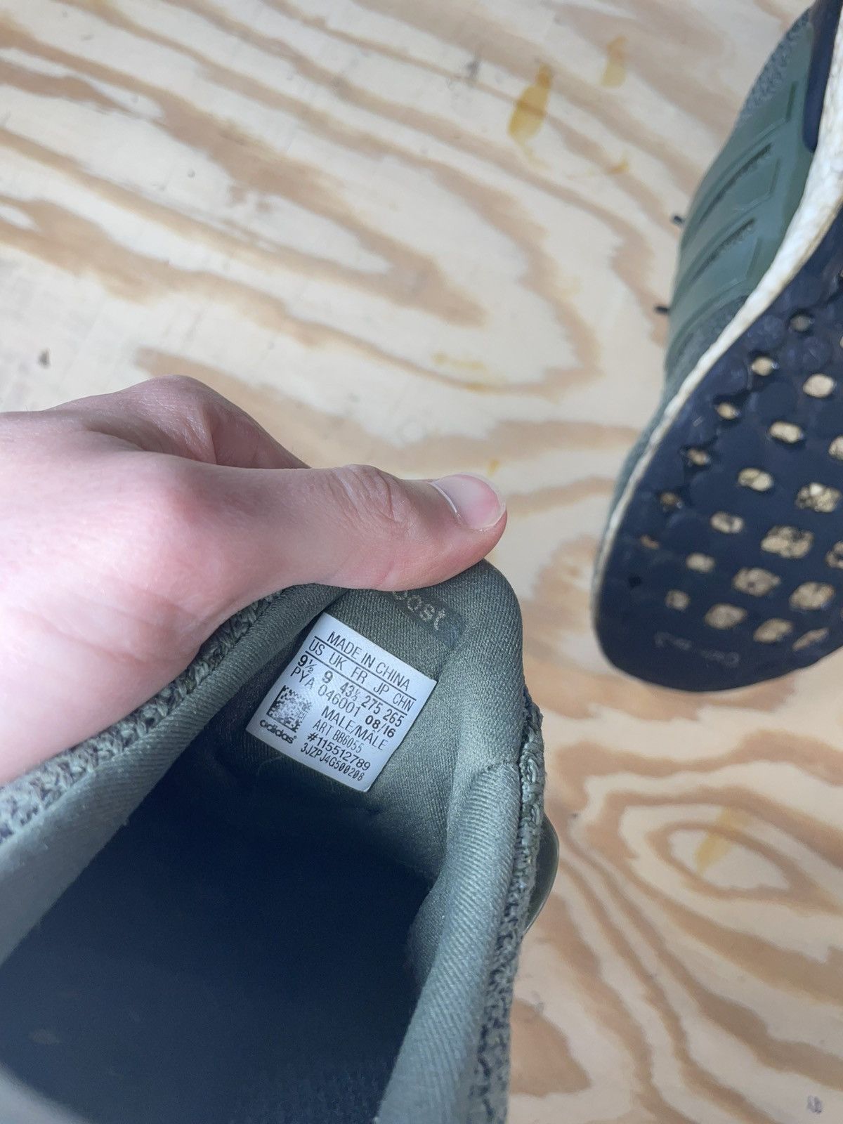 Adidas UltraBoost 2.0 “Olive” Size US 9.5 / EU 42-43 - 6 Thumbnail