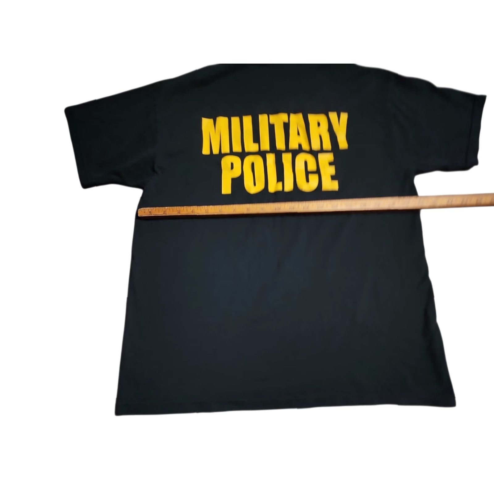 Fruit Of The Loom VINTAGE Fruit of the Loom US Army Military Police Battalion T-Shirt L Black Graphic Print Short Sleeve 90s Mens Size US L / EU 52-54 / 3 - 4 Thumbnail