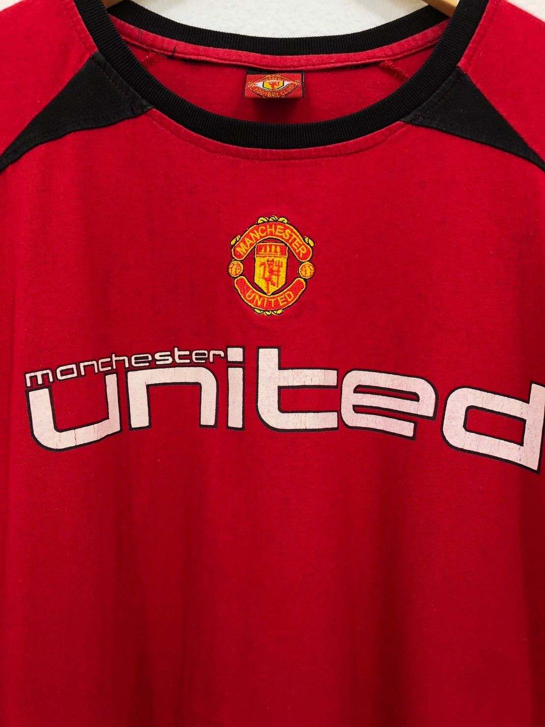 Vintage Vintage Manchester United shirt BN Size US XL / EU 56 / 4 - 3 Thumbnail