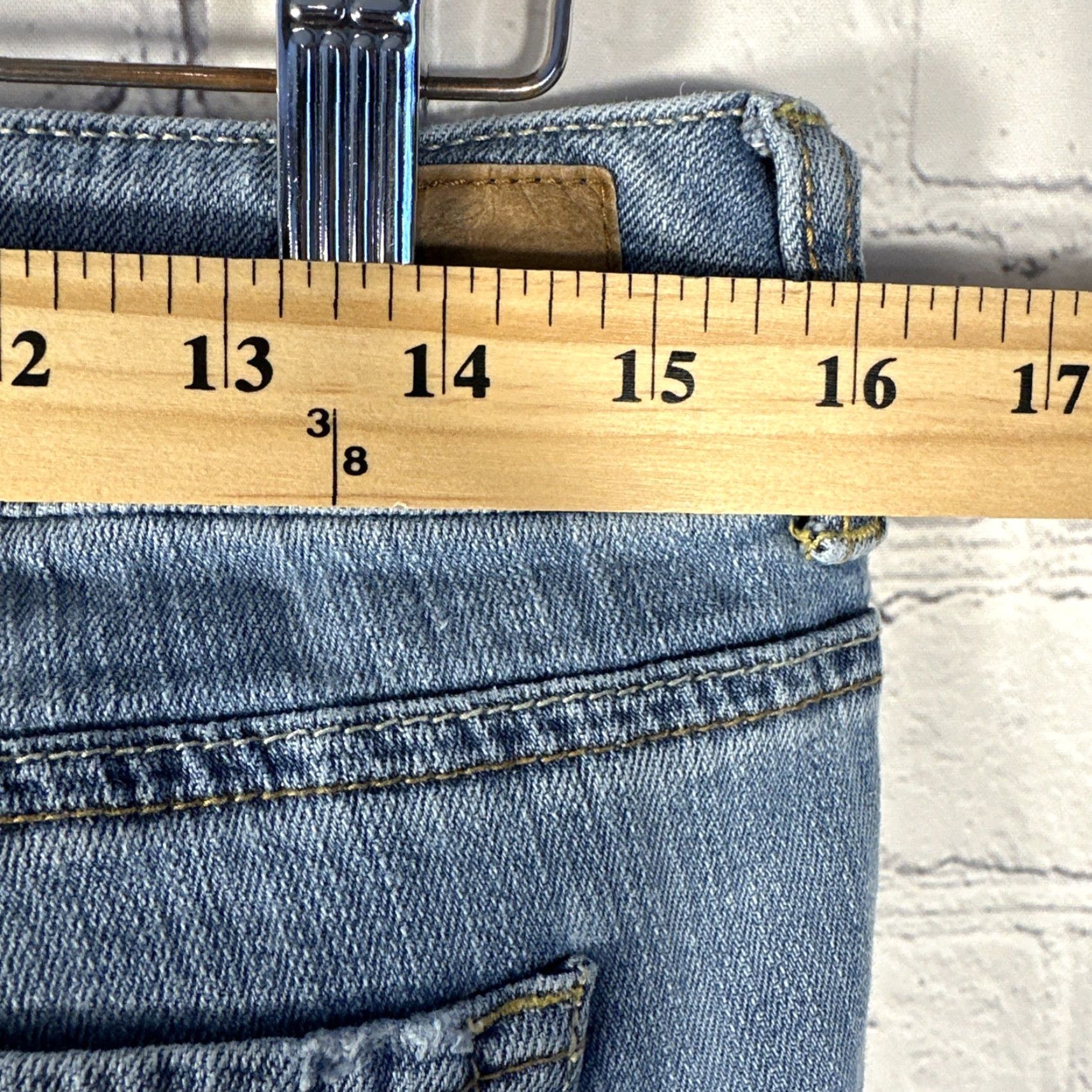 Vintage VINTAGE American Eagle ARTIST Jeans Womens 8 Low Rise Flare Light Wash Stretch 2010 Size 24" / US 00 / IT 34 - 4 Thumbnail