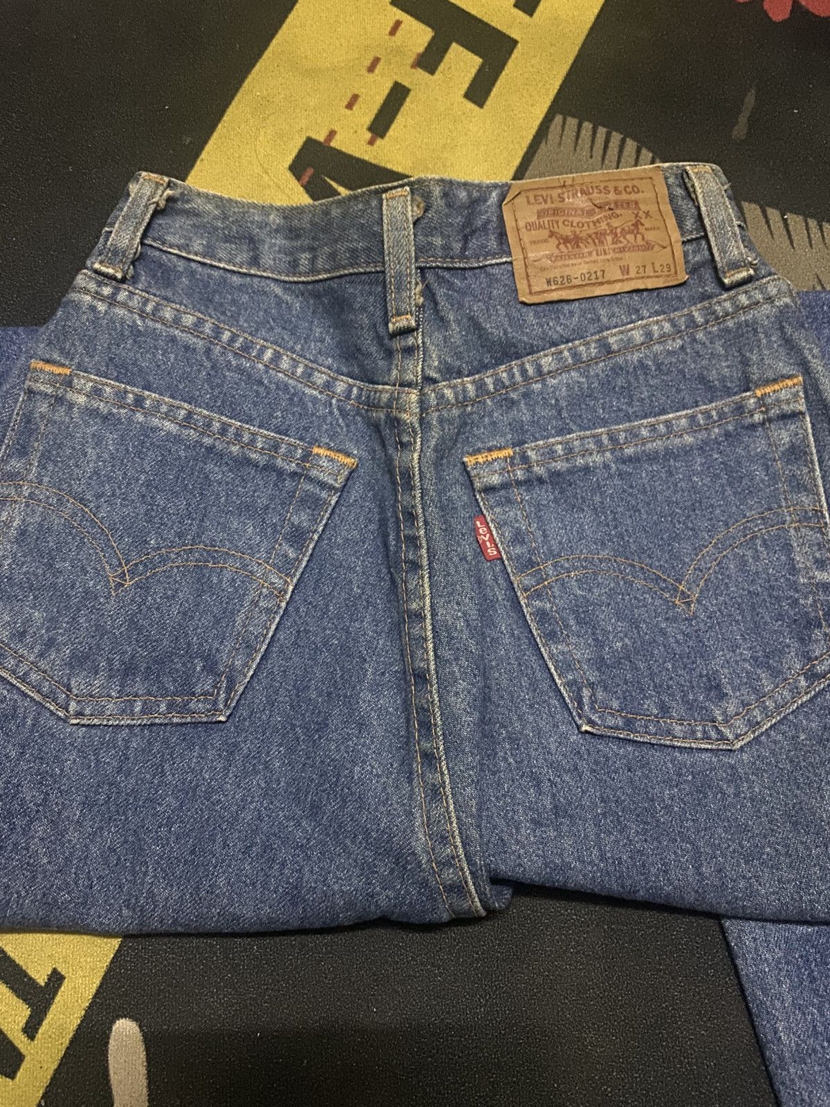Levi's Vintage Clothing Vintage 2000s Levis For Kids Made In Japan Jeans Size US 26 / EU 42 - 5 Thumbnail