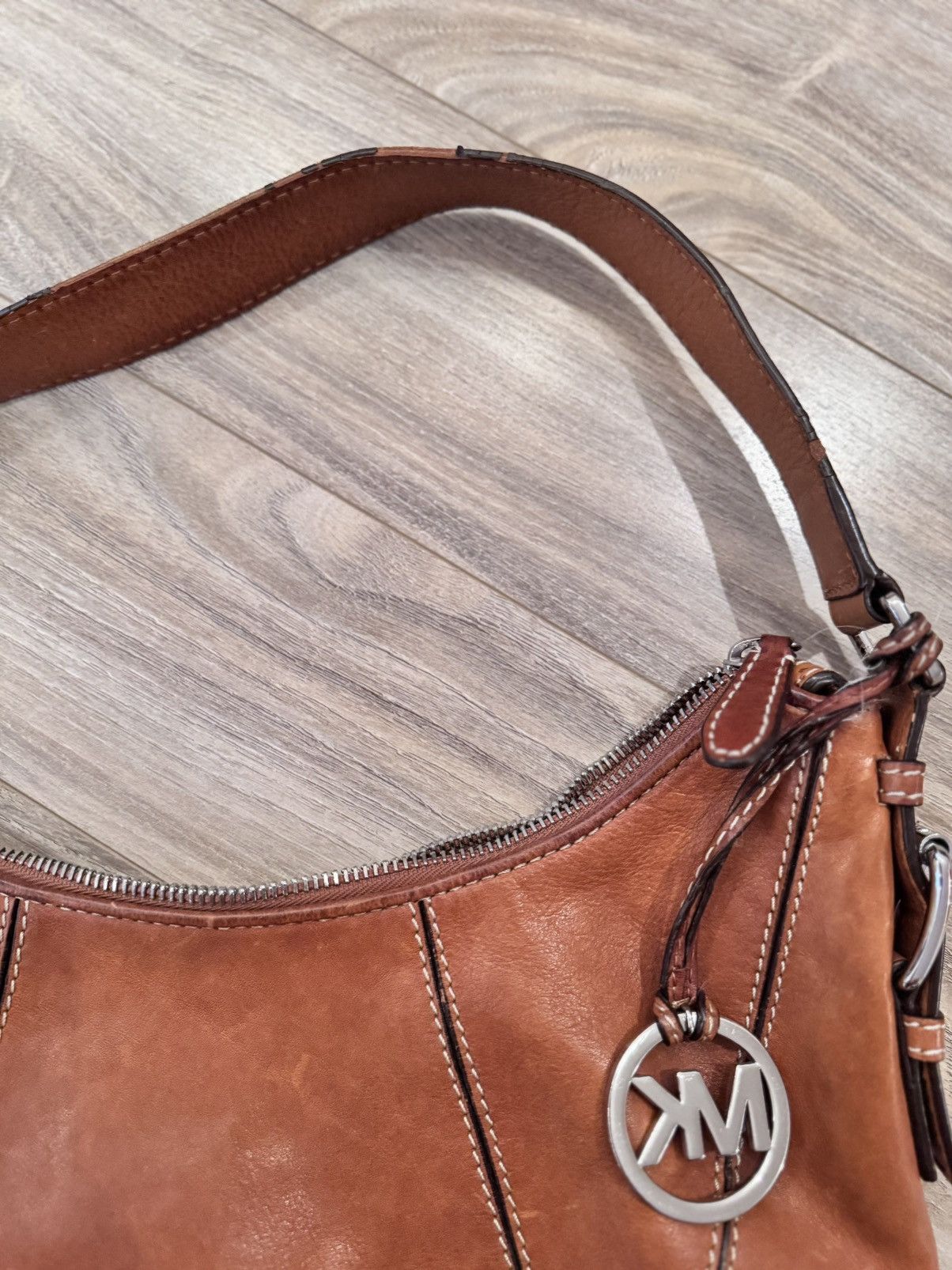 Michael Kors × Vintage Vintage Michael Kors Brown Leather Hobo Handbag Size ONE SIZE - 16 Thumbnail