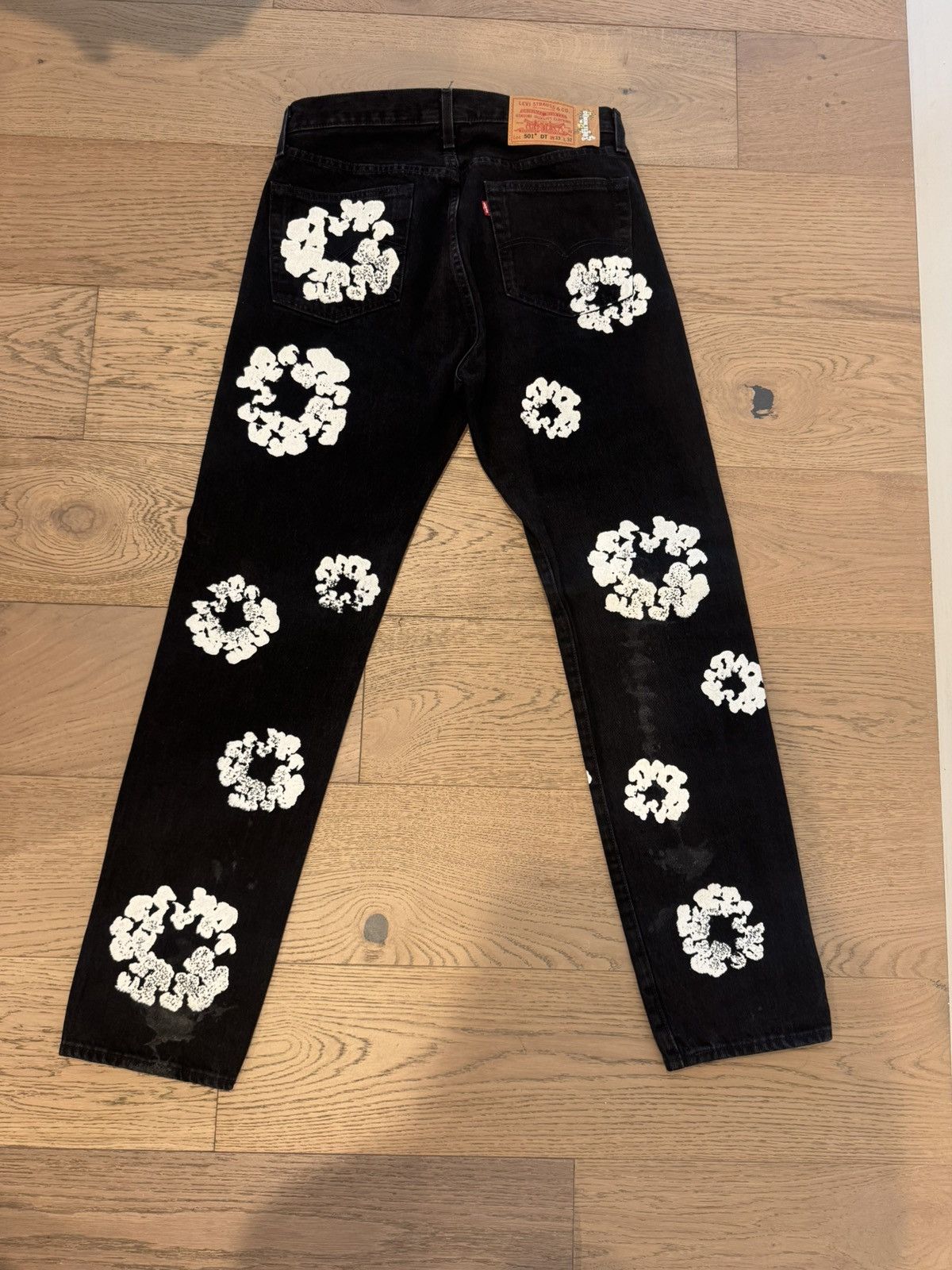 DENIM TEARS × Levi's Denim Tears Cotton Wreath Levi’s 501 – Black (W32) Size US 32 / EU 48 - 3 Thumbnail
