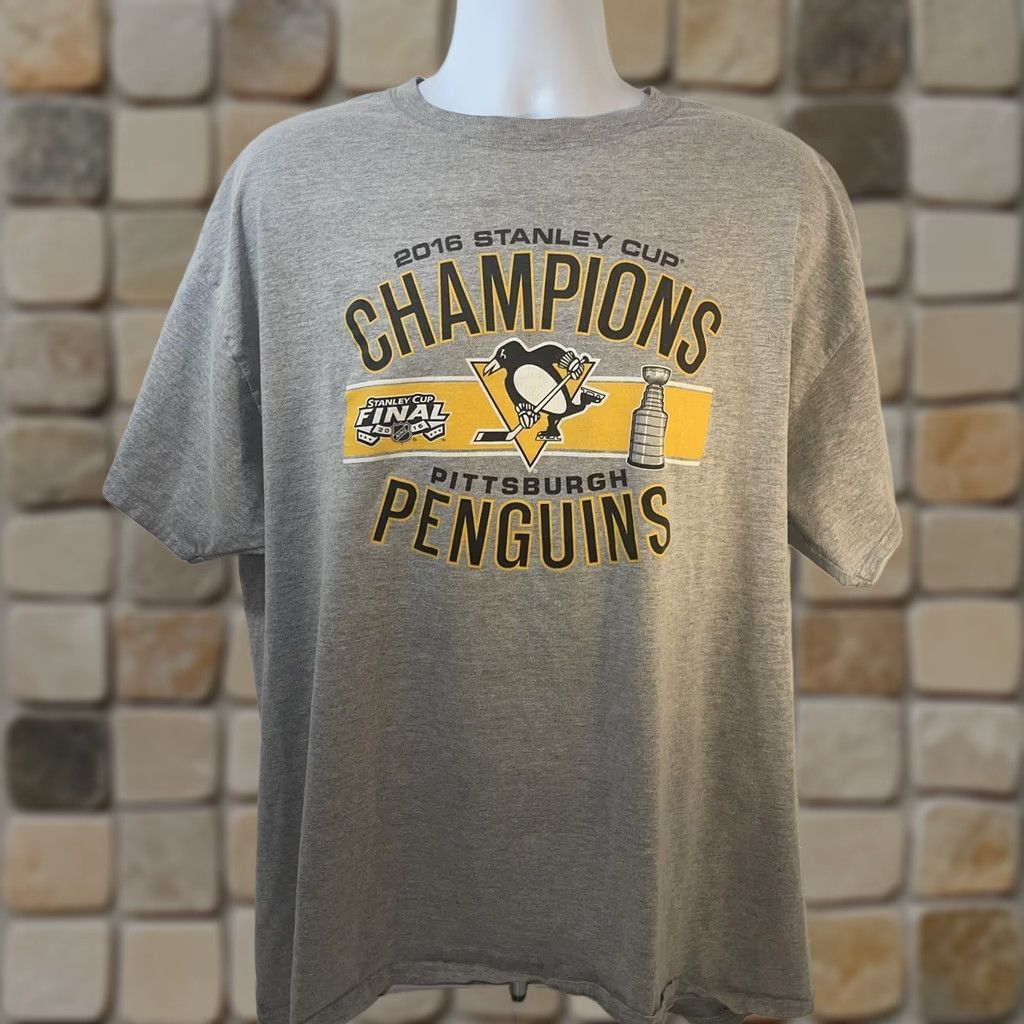 Champion Pittsburgh Penguins Shirt Men XL 2016 Champions Heather Gray Double Sided Graphic Print Crew Neck Short Sleeve Cotton Knit Vintage? No Size US XL / EU 56 / 4 - 1 Thumbnail
