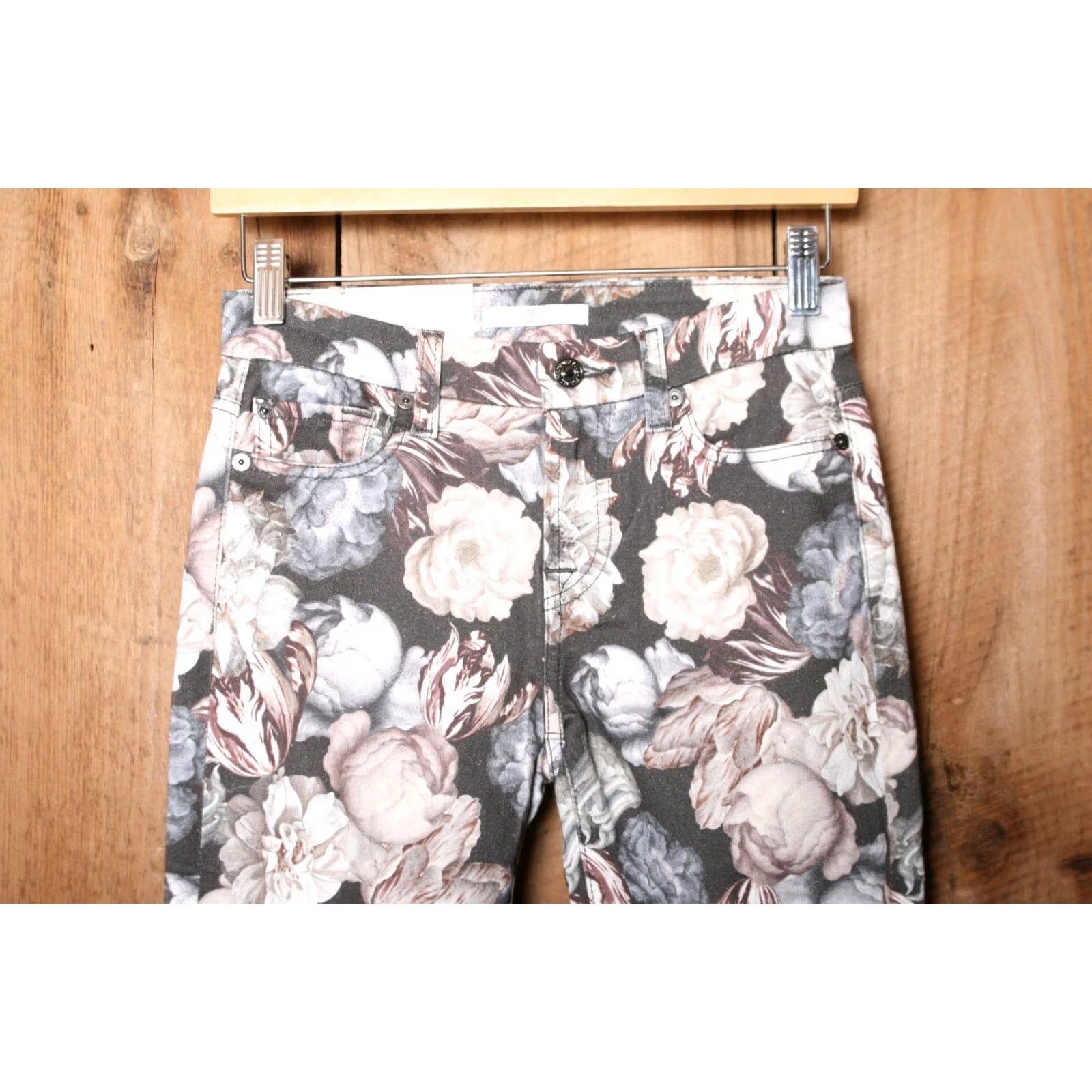 7 For All Mankind 7 FOR ALL MANKIND The Ankle Skinny Jeans Sz. 24 Floral Print Multicolor Stretch Denim Womens Slim Distressed? (remove uncertain) Size 42" / US 20 - 3 Thumbnail
