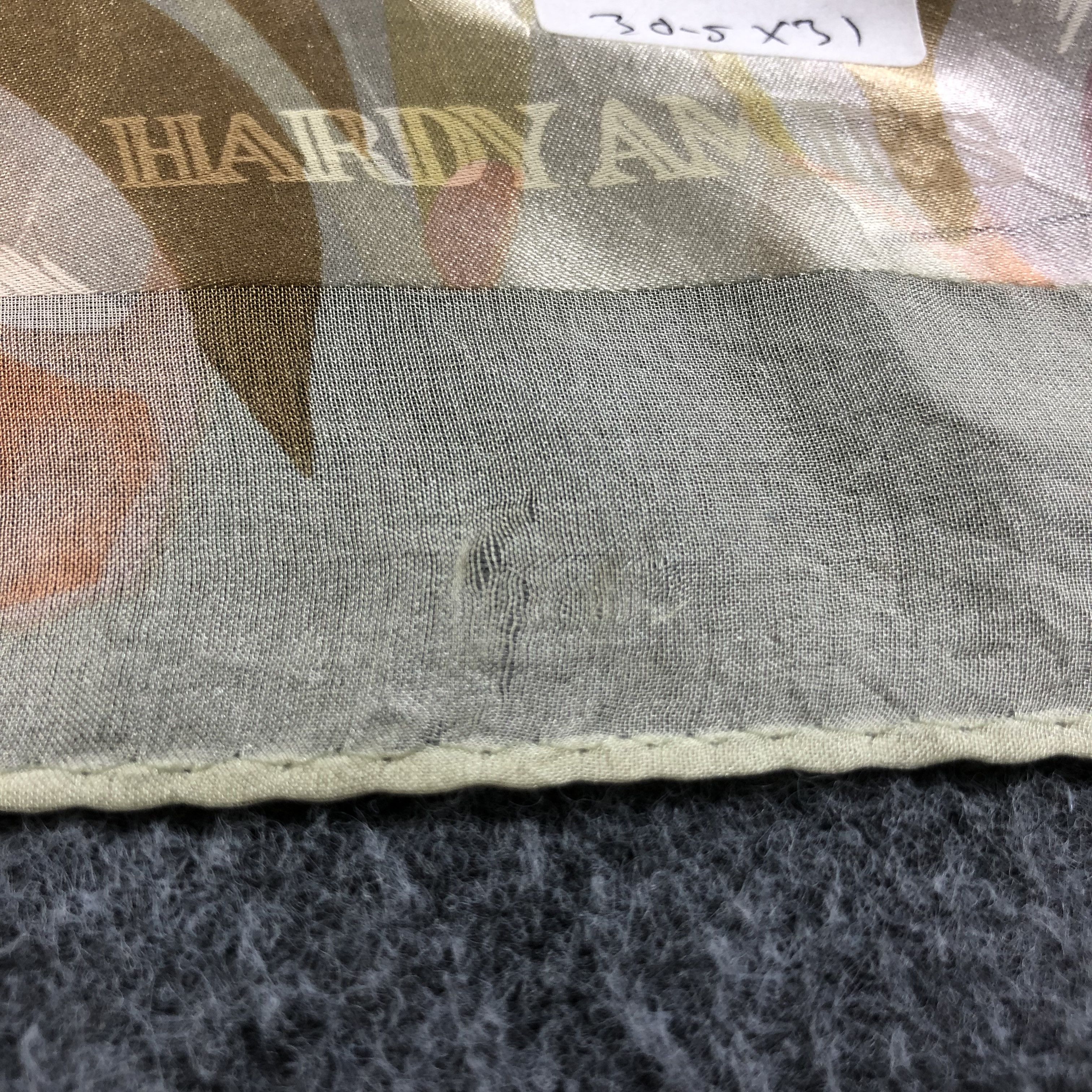 Hardy Amies Hardy Amies Slit Thread Silk Scarf M860 Size ONE SIZE - 5 Thumbnail