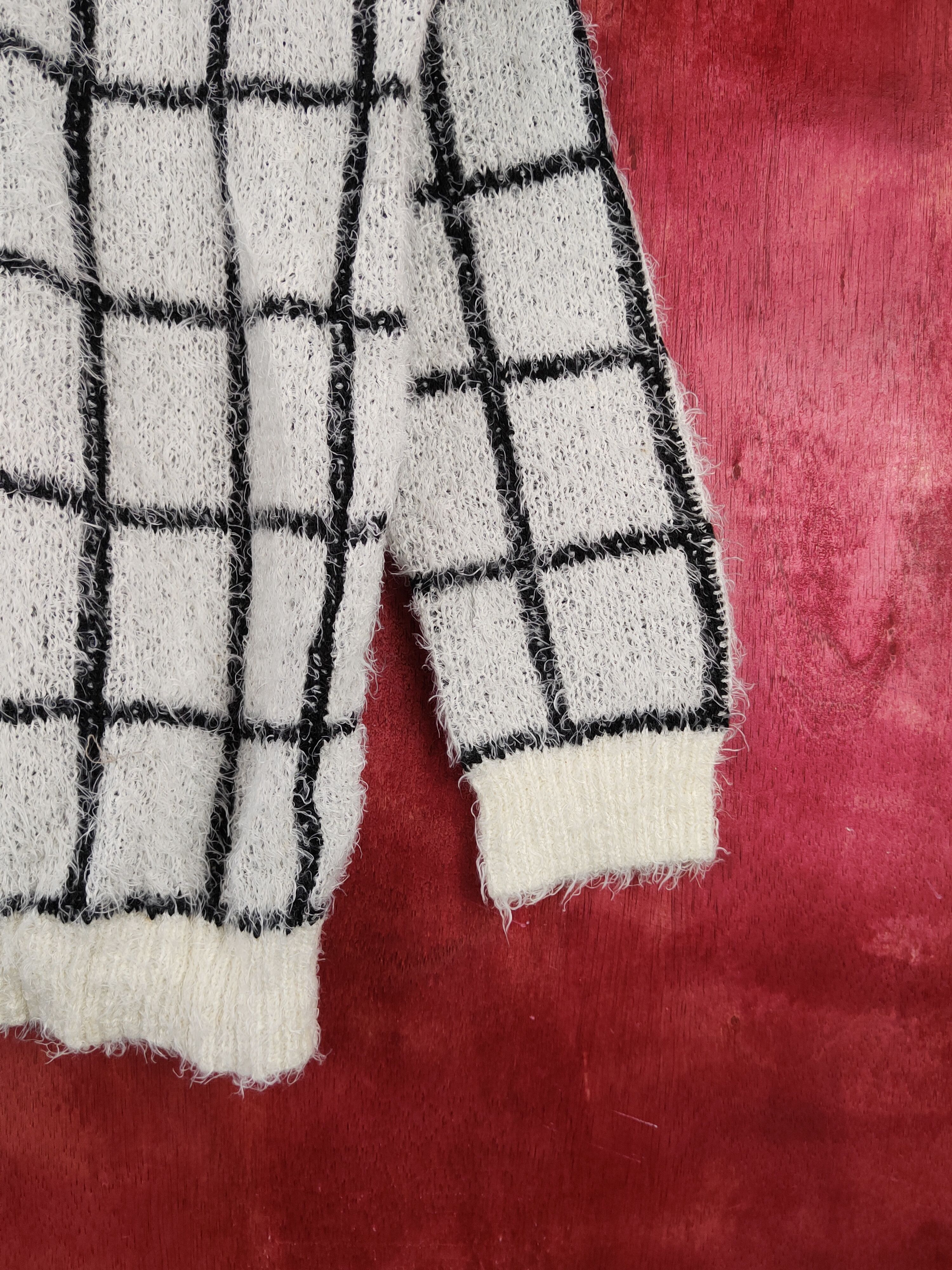 Homespun Knitwear × Japanese Brand × Vintage Japan Black Cream Shag Shaggy Fur Mohair Knitwear #S1907 Size M / US 6-8 / IT 42-44 - 6 Thumbnail