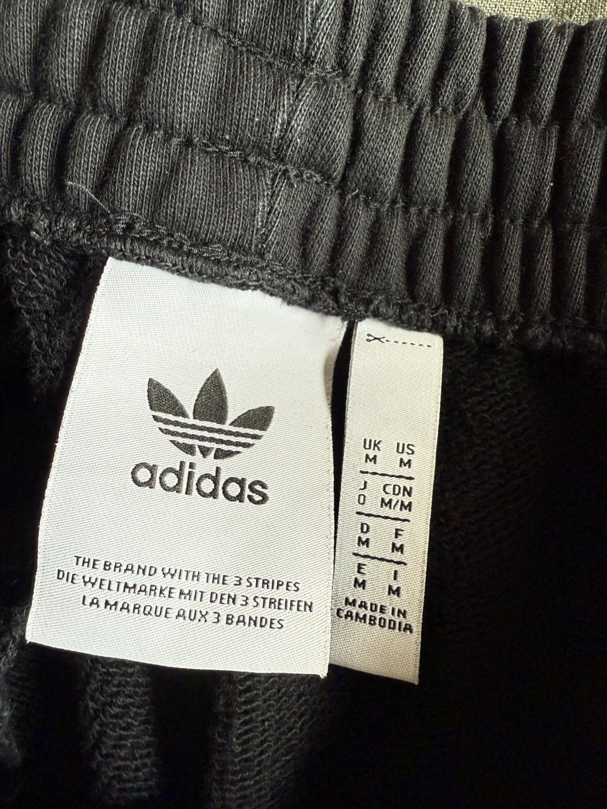 Adidas Adidas Black Track Pants Size US 32 / EU 48 - 3 Thumbnail