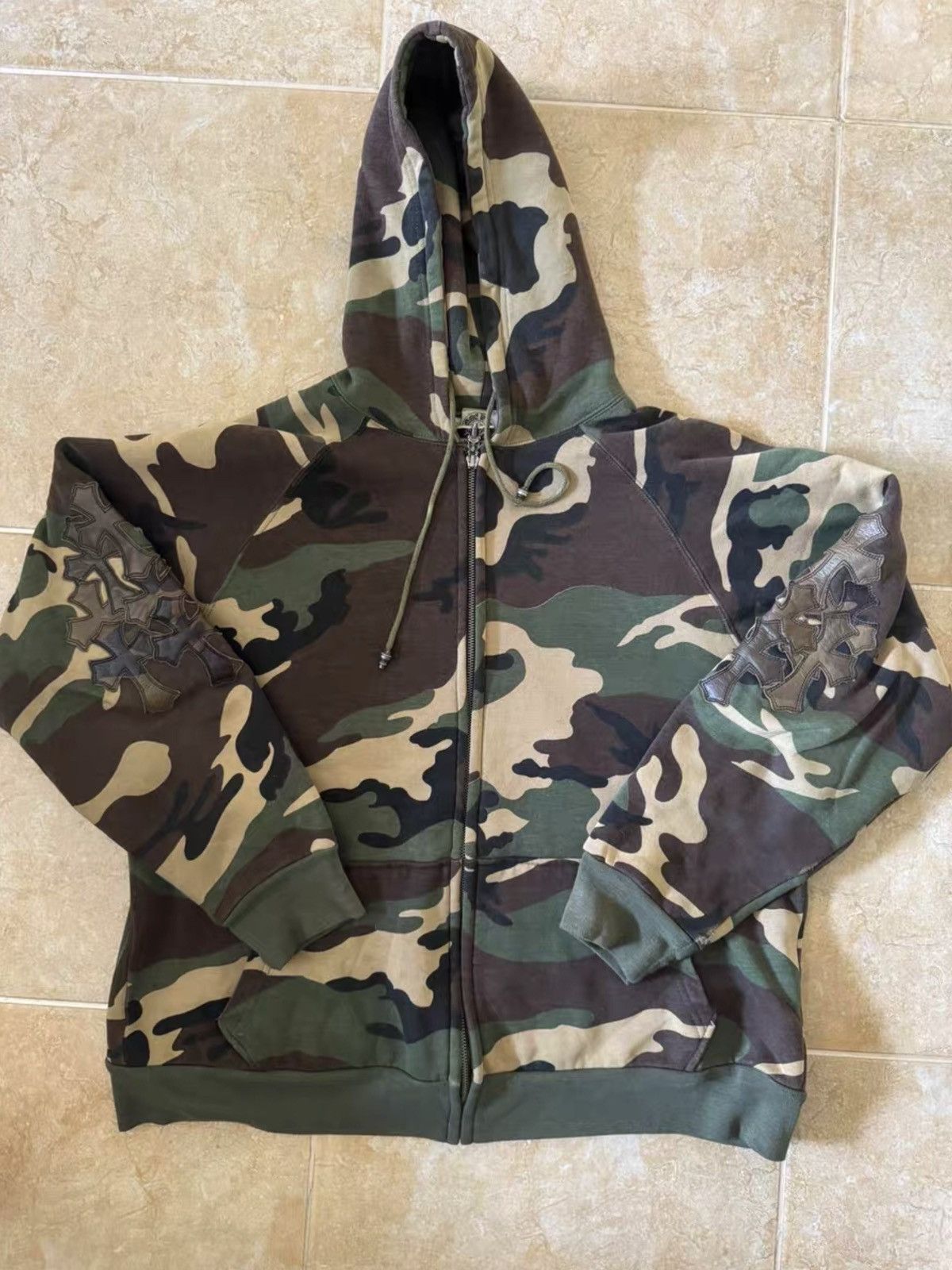 Chrome Hearts Chrome hearts leather patch camo hoodie Size US L / EU 52-54 / 3 - 1 Thumbnail