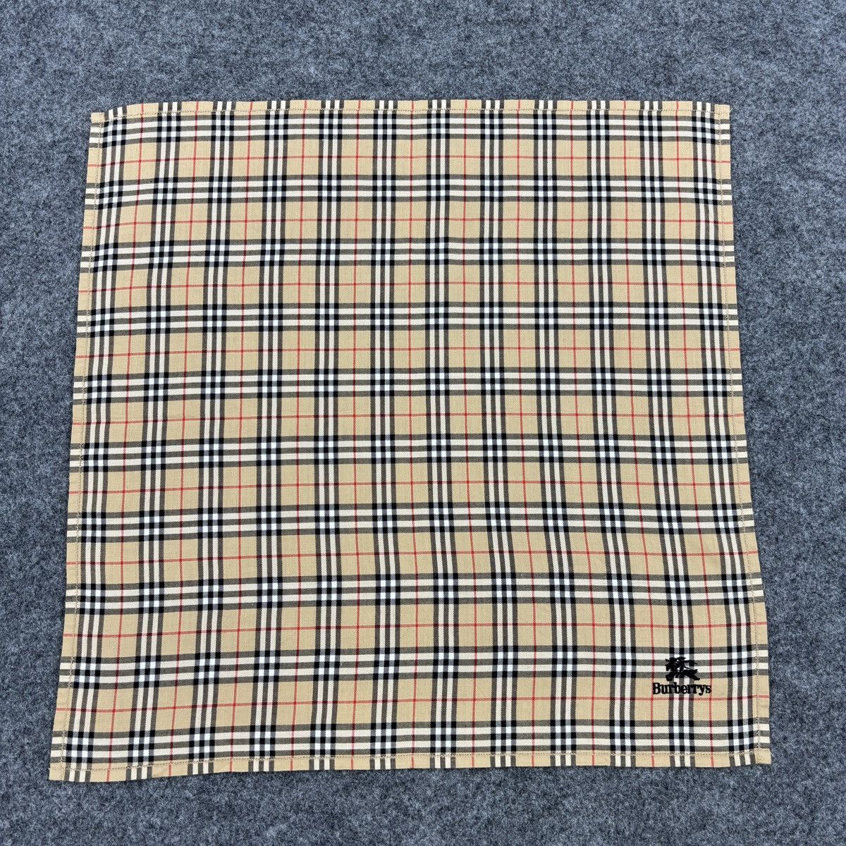 Burberry × Vintage Handkerchief # E024 # Bandana # Neckerchief Size ONE SIZE - 1 Thumbnail