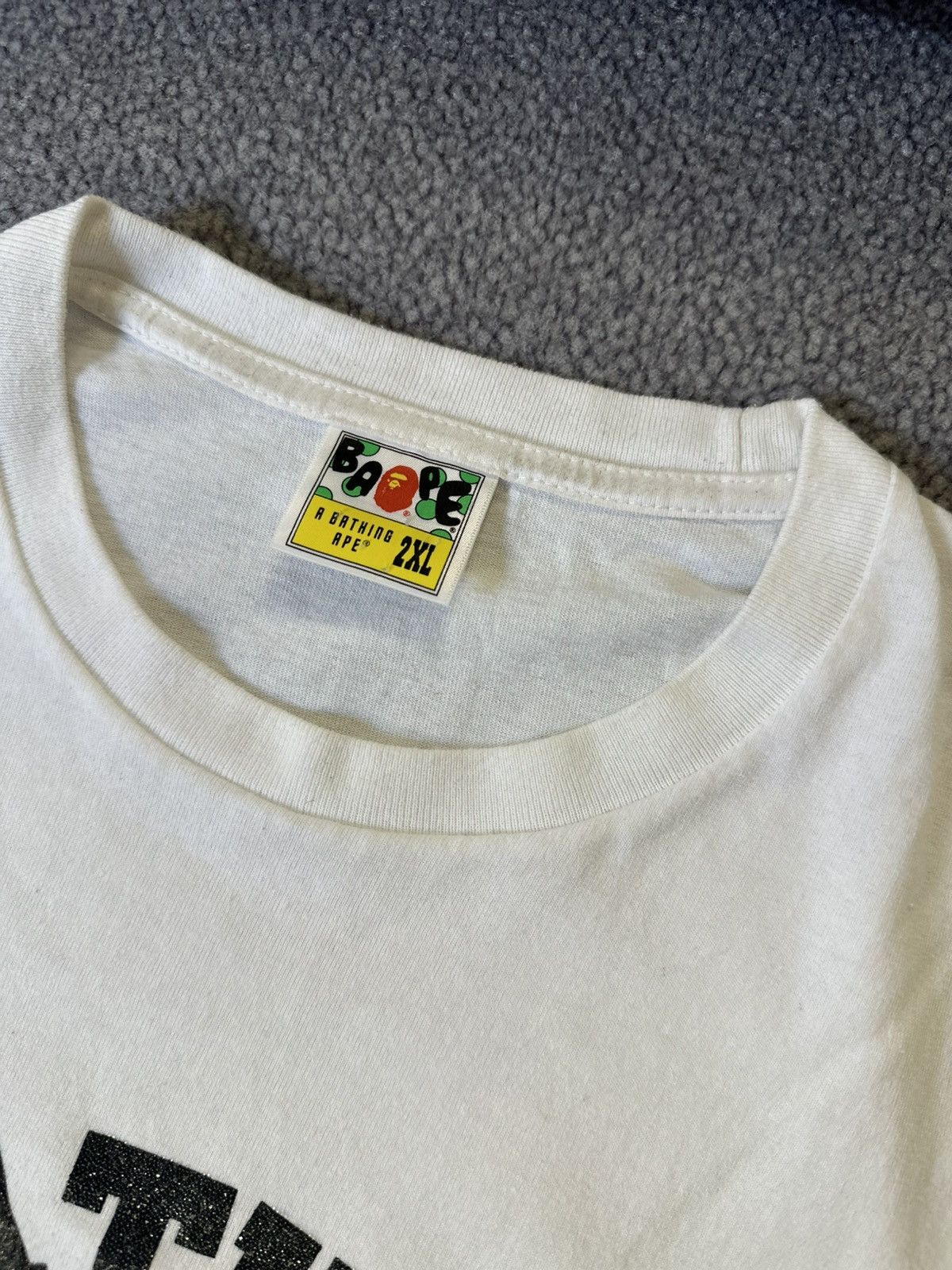 Bape A BATHING APE WHITE TEXTURED LOGO T-SHIRT SUMMER 2010 SZ 2XL Size US XXL / EU 58 / 5 - 4 Thumbnail