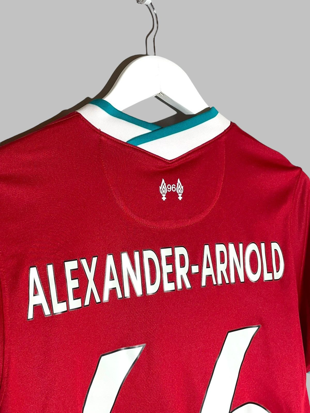 Nike #66 Alexander Arnold Liverpool Nike 2020/21 Home Jersey Size US S / EU 44-46 / 1 - 10 Thumbnail