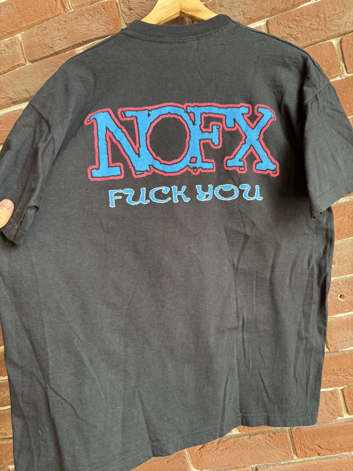 Band Tees Vintage 00s 2002 NOFX Fuck You Punk Hardcore Ban T-Shirt Size US L / EU 52-54 / 3 - 8 Thumbnail