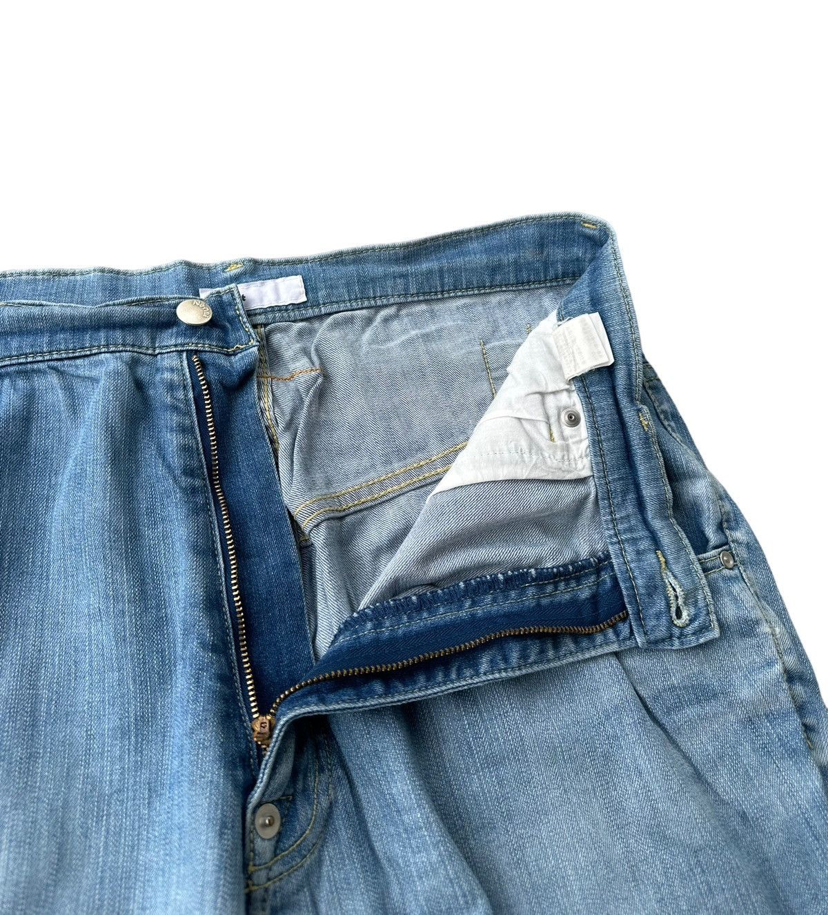 Ne-Net Ne-net by Issey Miyake buckle back jeans Size 30" / US 8 / IT 44 - 5 Thumbnail