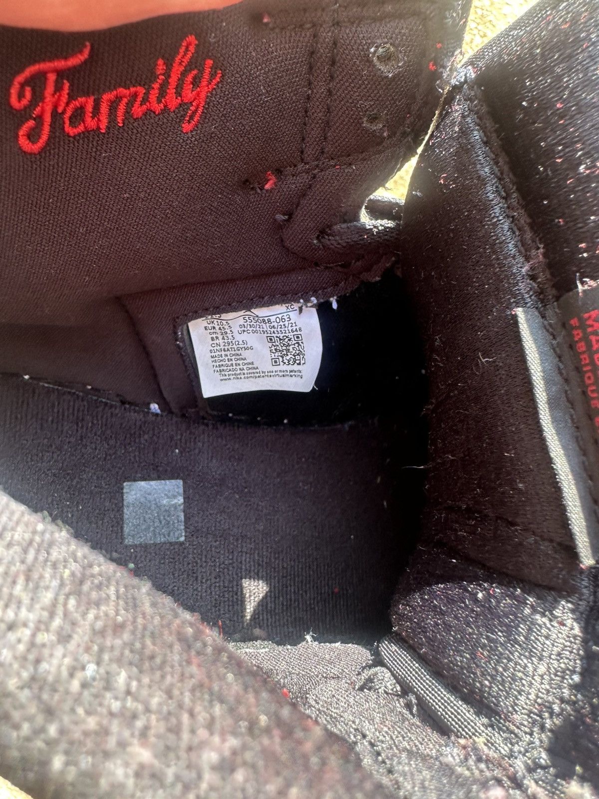 Jordan Brand Air Jordan 1 Retro High OG “Patent Bred” Size US 11.5 / EU 44-45 - 17 Thumbnail