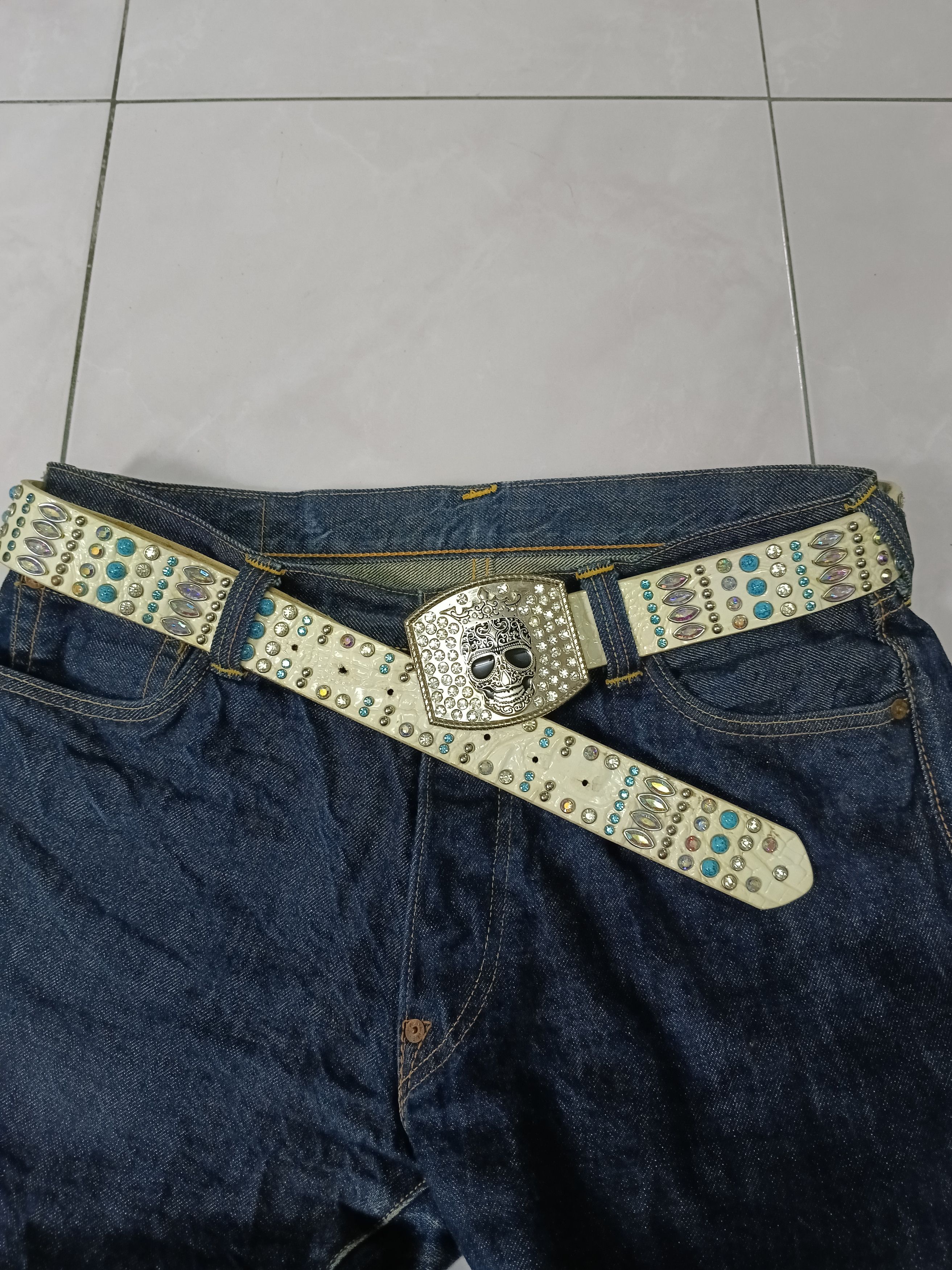 Other BUCKLE BELT SKULL STUDD SWAROVSKI BELT Size ONE SIZE - 2 Thumbnail