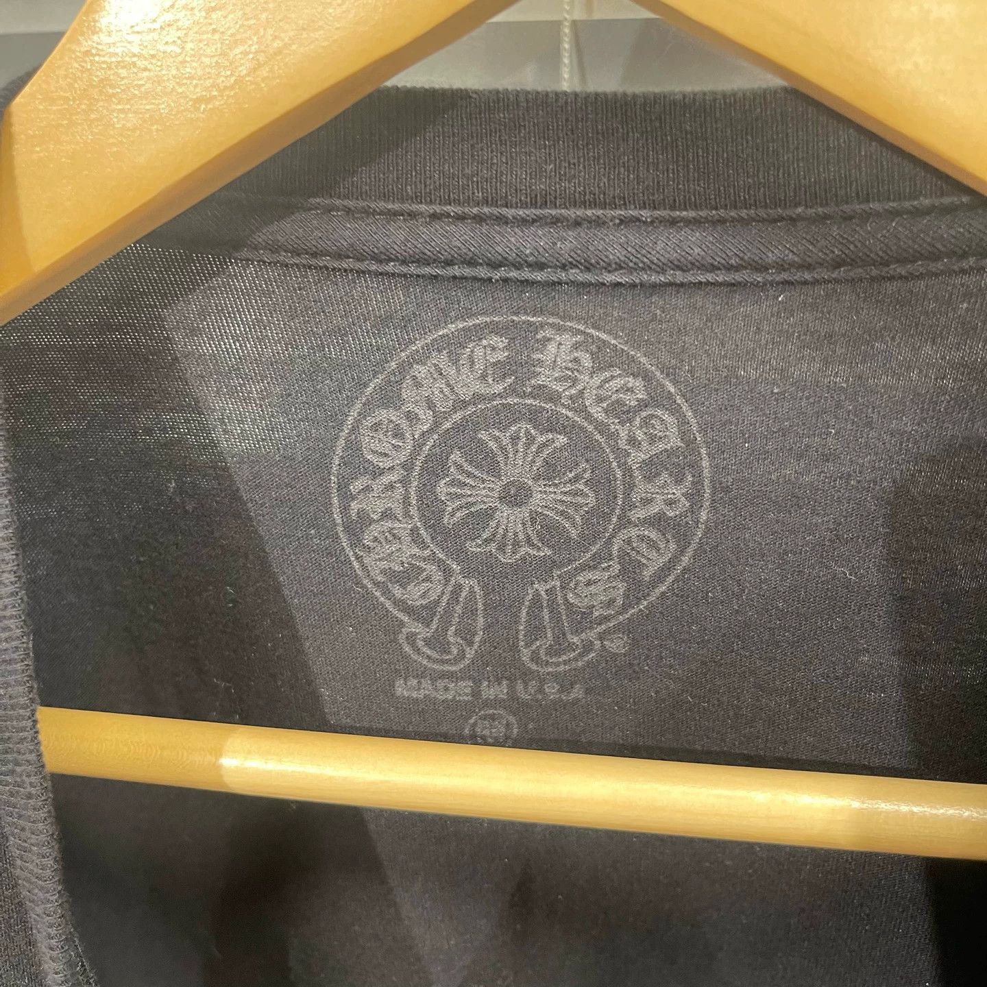 Chrome Hearts Chrome Hearts Purple Sword Print LS M Near New Size US M / EU 48-50 / 2 - 5 Thumbnail