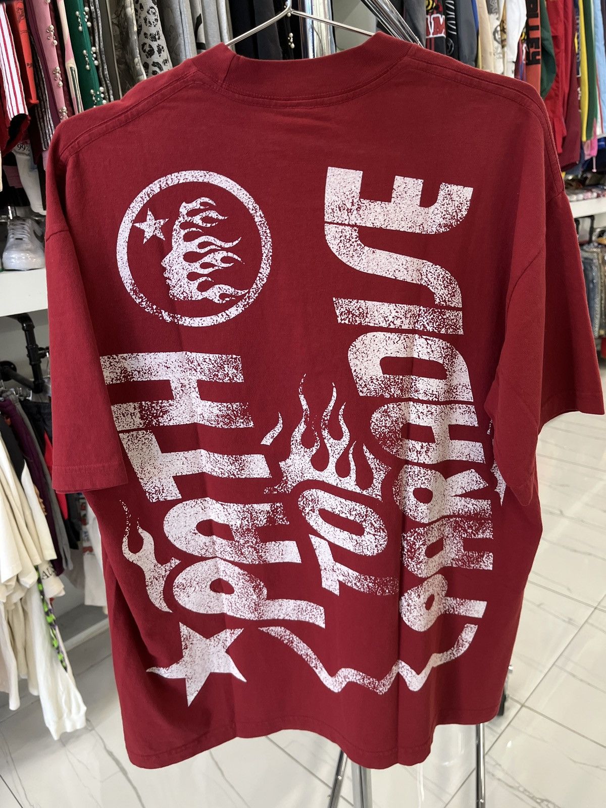 HELLSTAR Jesus Emblem Tee Blood Red Size US L / EU 52-54 / 3 - 2 Thumbnail