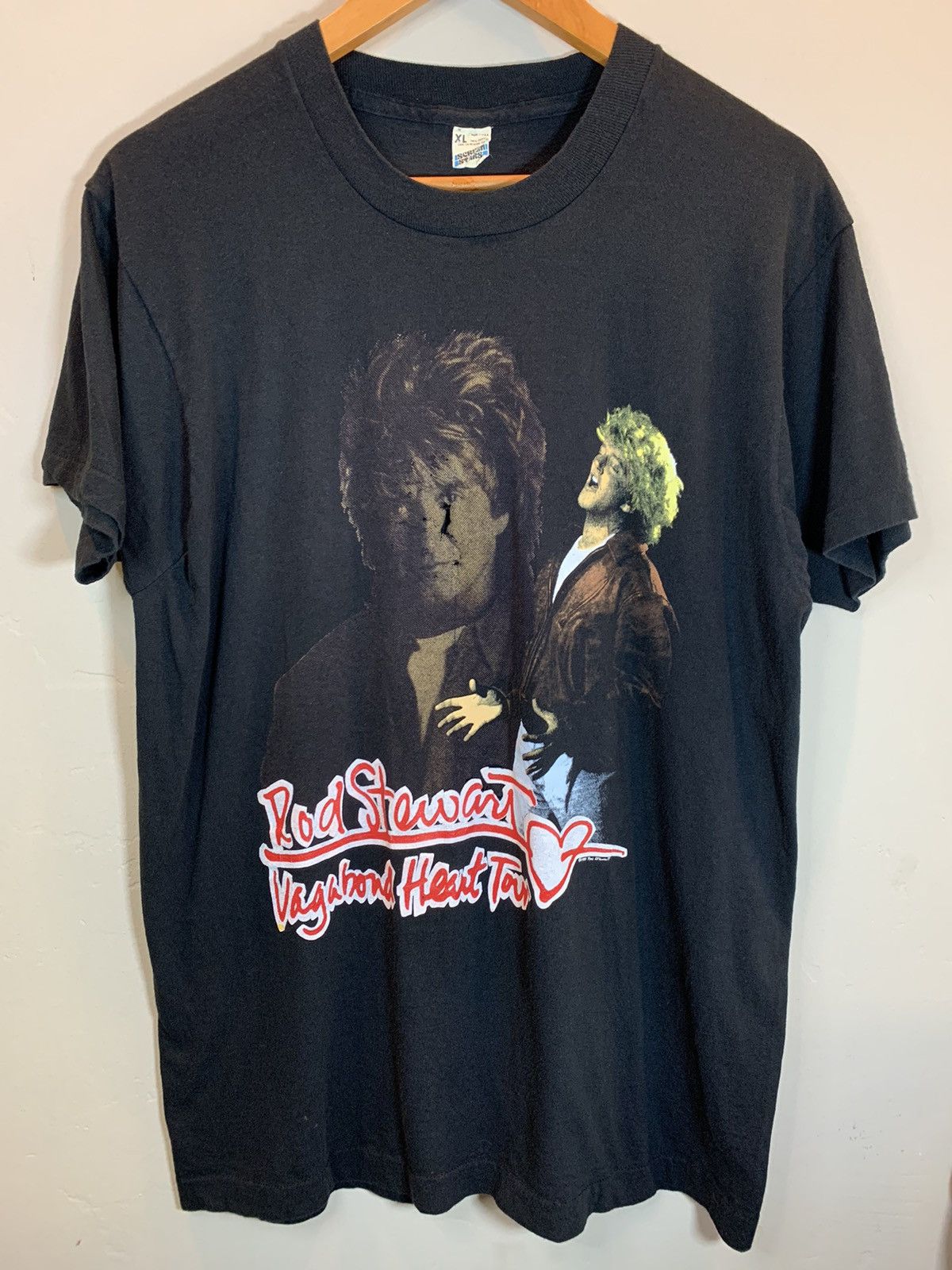 Band Tees × Vintage *RARE* Vintage 1991 Rod Stewart Vagabond Heart Tour T-Shirt Size US XL / EU 56 / 4 - 1 Thumbnail