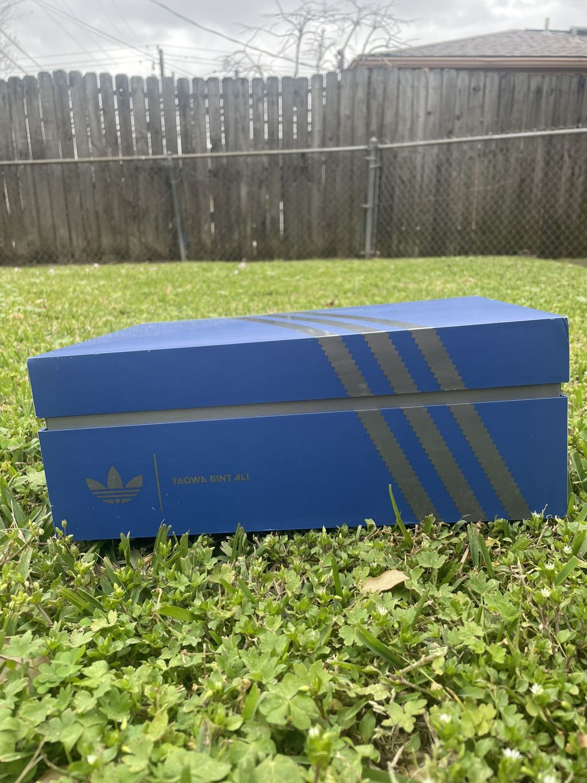 Adidas Taqwa Bint Ali x adidas Adistar Pose Womens Size US 9.5 / IT 39.5 - 2 Thumbnail