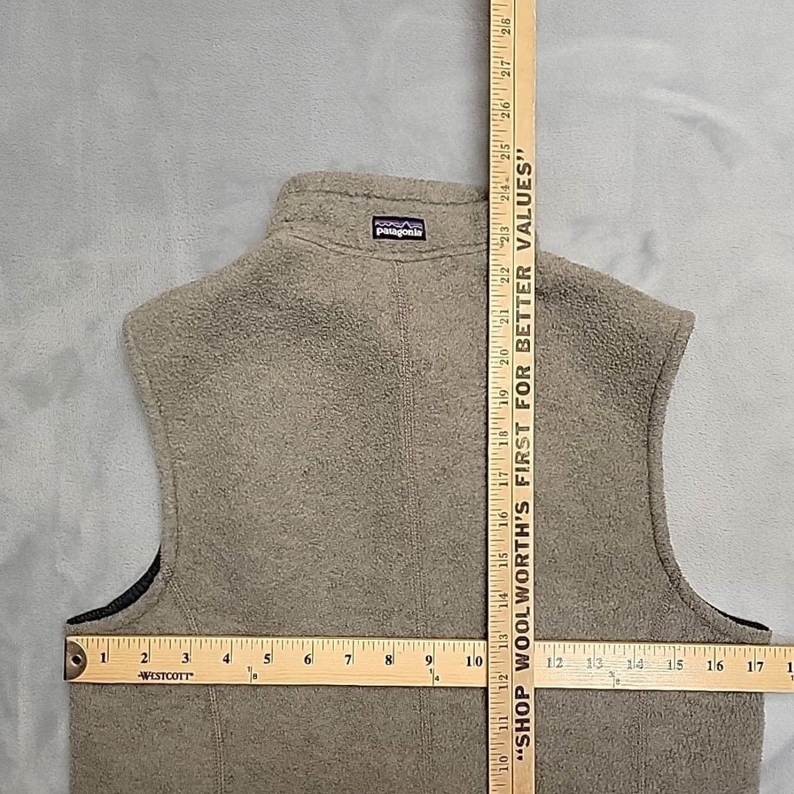 Patagonia VTG Patagonia Synchilla Vest Womens S Green Full Zip Fleece Gorp Made in USA Vest Womens S Green Full Zip Fleece Gorp USA Size S / US 4 / IT 40 - 6 Thumbnail