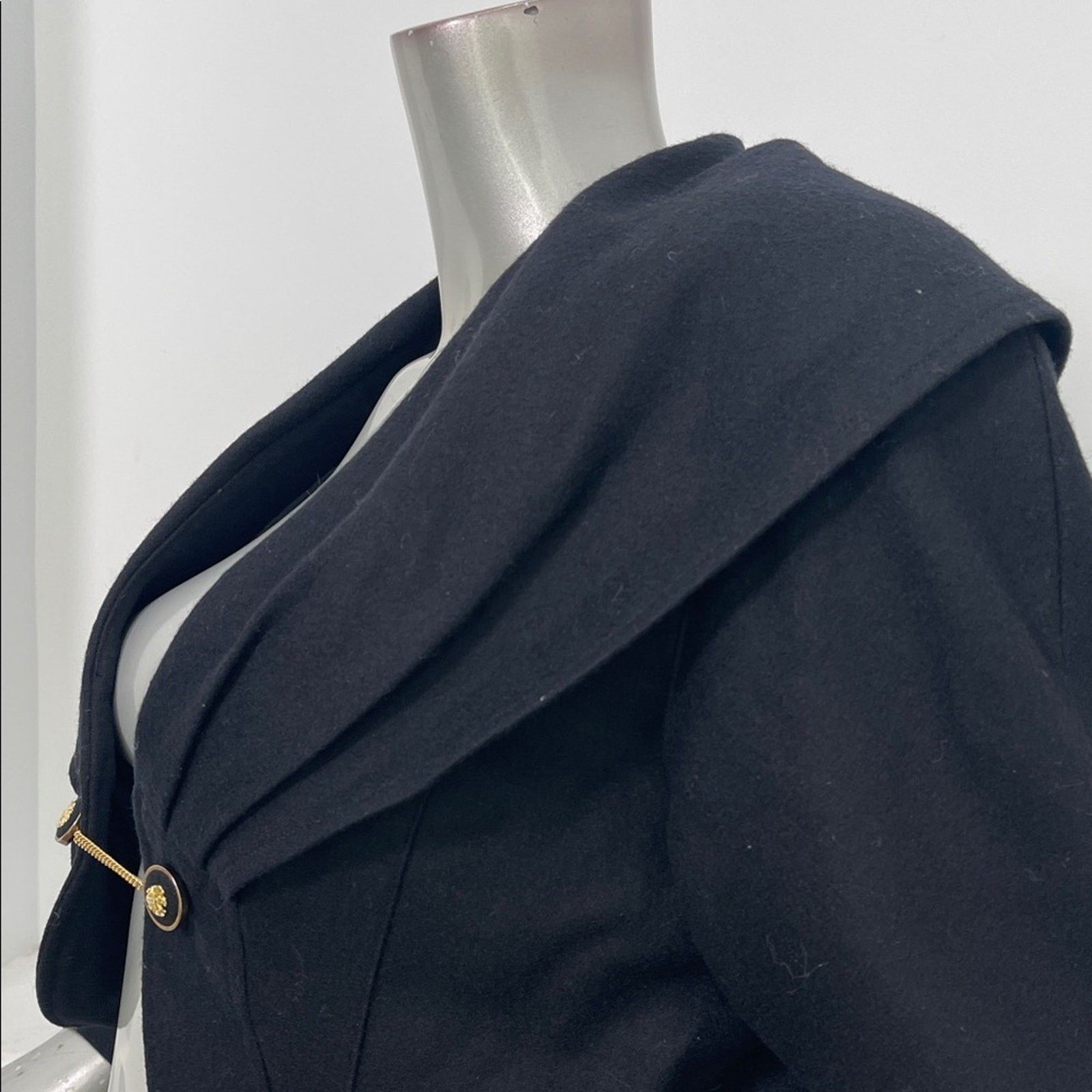 Issey Miyake iSSEY Miyake Vintage Black Cropped Jacket Gold Chain Detail Size ONE SIZE - 8 Thumbnail