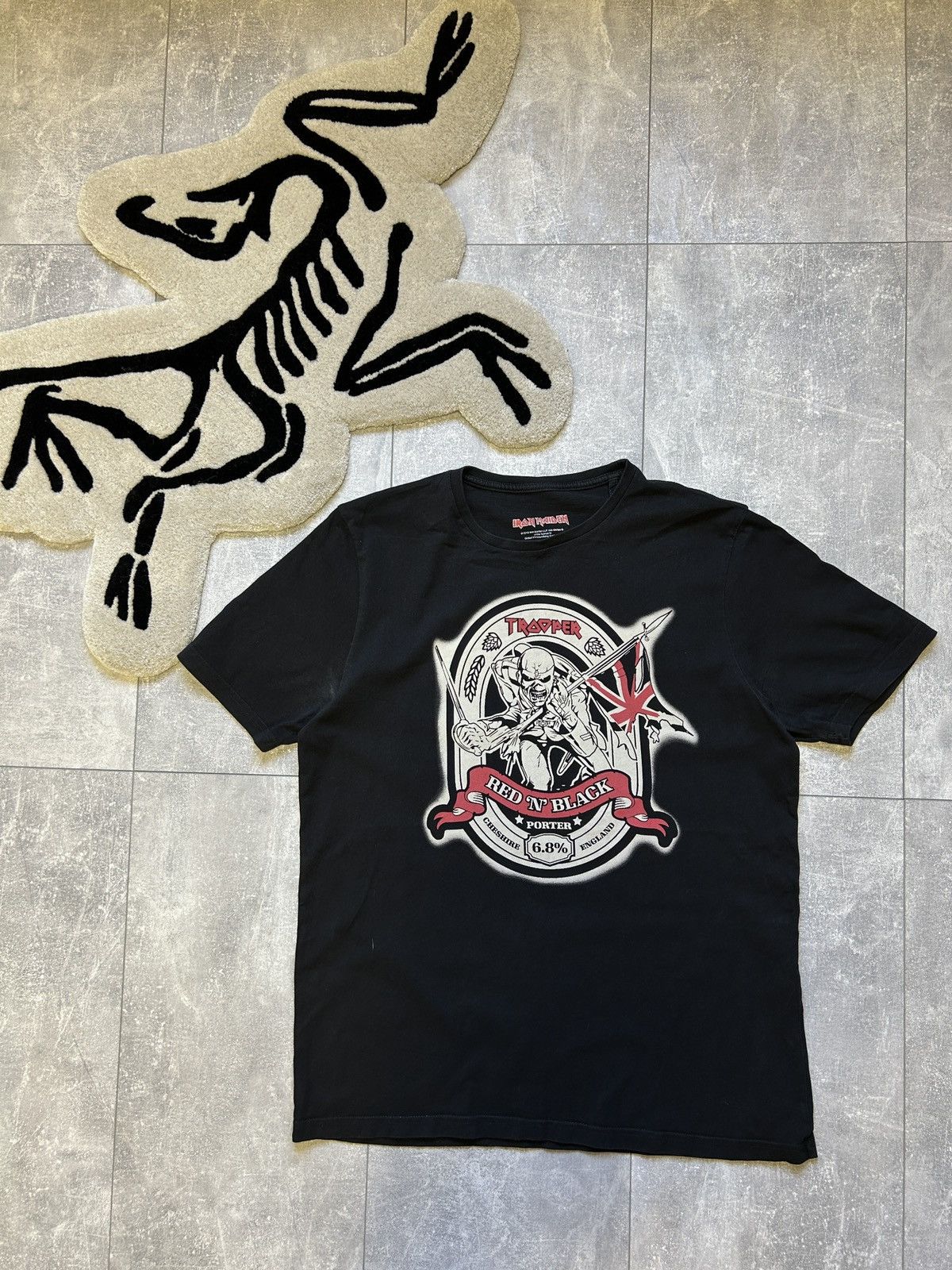 Band Tees Mens Vintage Iron Maiden T Shirt rock band tee y2k rare Size US L / EU 52-54 / 3 - 11 Thumbnail